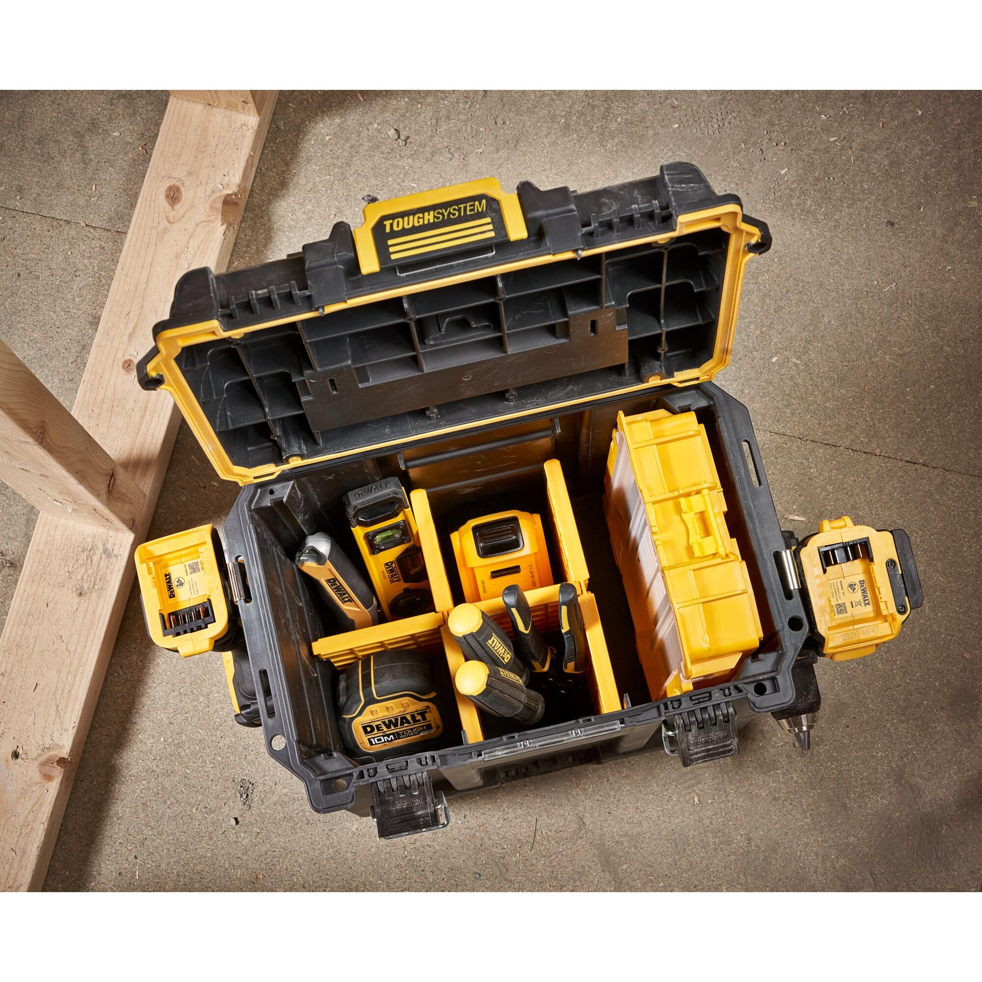 DEWALT TOUGHSYSTEM 2.0 Caja de herramientas compacta y duradera con separadores extraíbles (DWST08035)