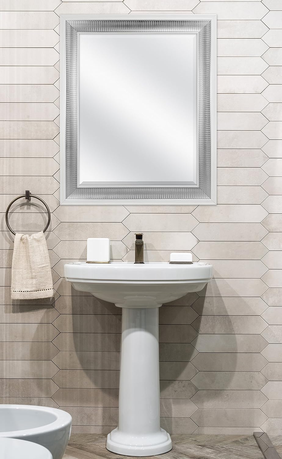 70% оƒƒ Dіѕсоunt MCS 22x28 Inch Embossed Droplet Wall Mirror, 28.5x34.5 Inch Overall Size, White and Woven Silver Finish (83042), 28.5 x 34.5 Inch