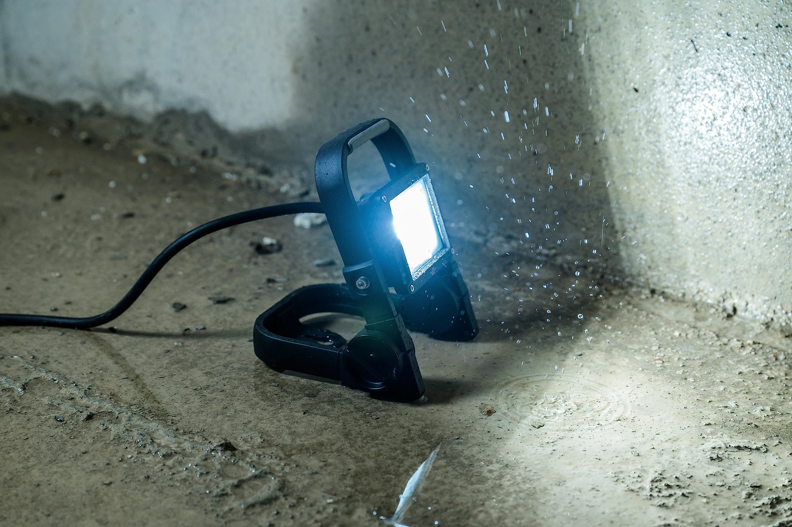 NUEVO 2024 - Foco LED portátil JARO 1060 M, 1150 lm, 10 W, 2 m H07RN-F 3G1,0, IP65