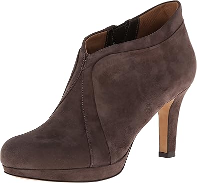 clarks artisan booties