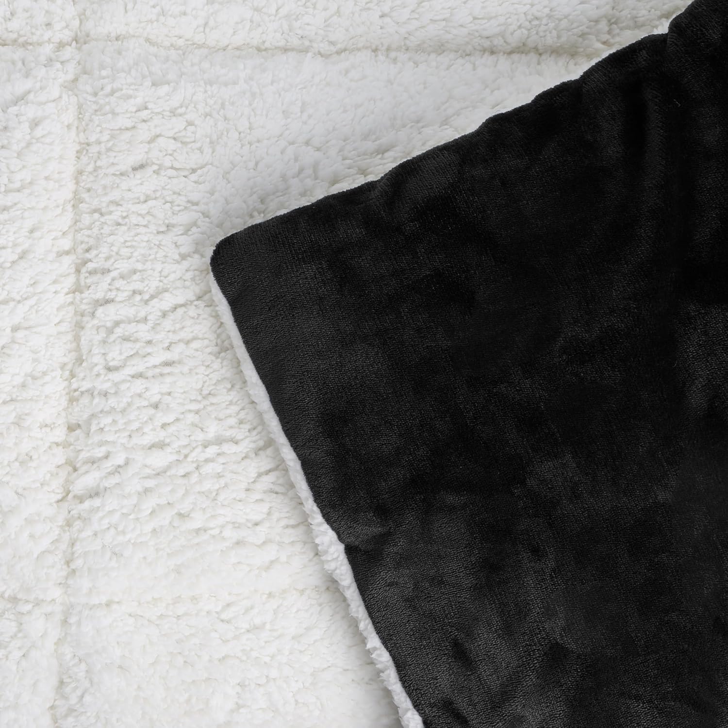 Utopia Bedding Micromink Sherpa Fleece Twin Comforter Set with 1 Pillow Sham, Plush and Warm Bedding Comforter Sets, Down Alternative Comforter, Ultra Soft and Cozy Comforter Set (Twin, Black)