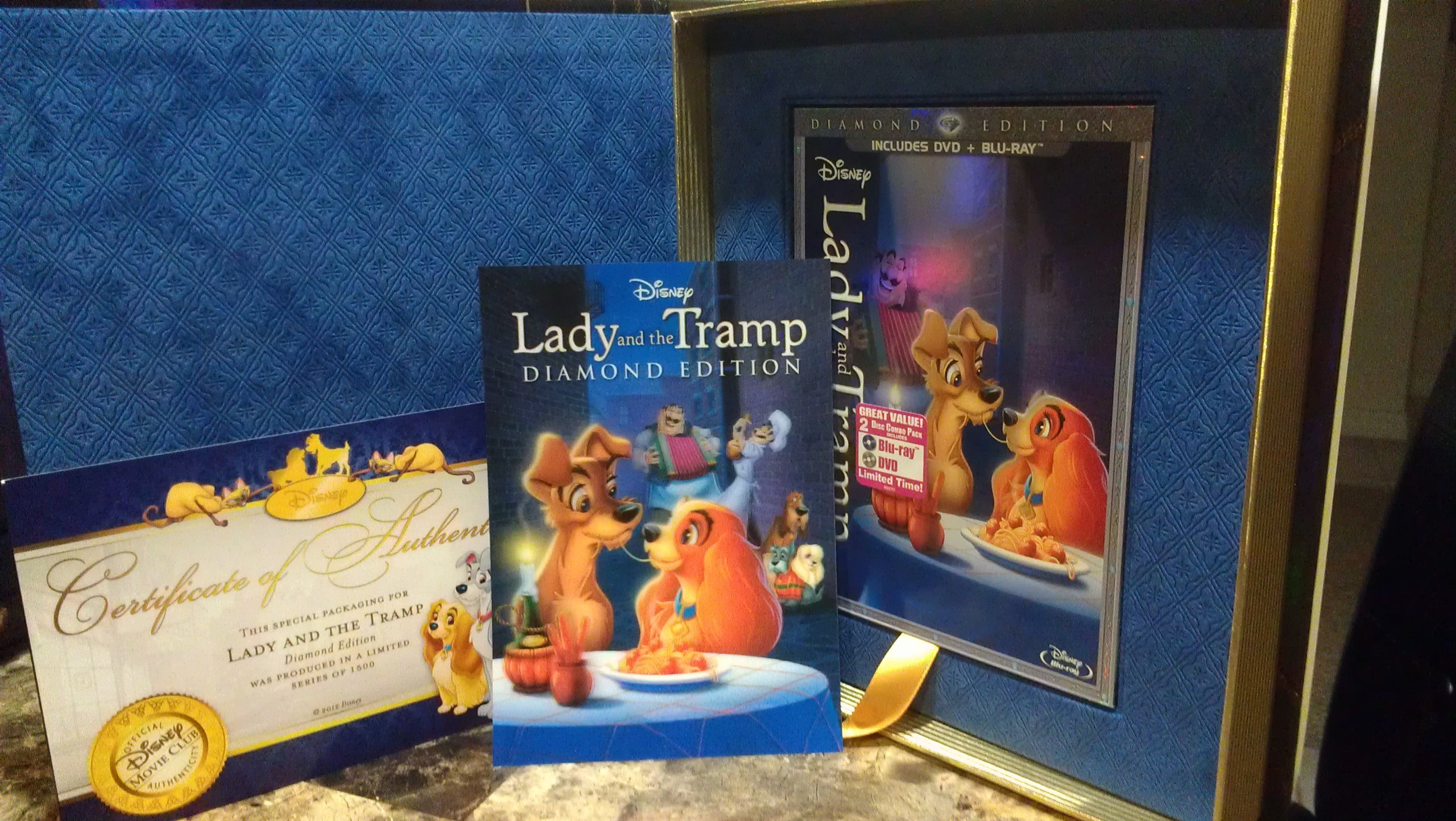 Lady and the Tramp (Premium Collector's Package Diamond Edition) [Blu-Ray]