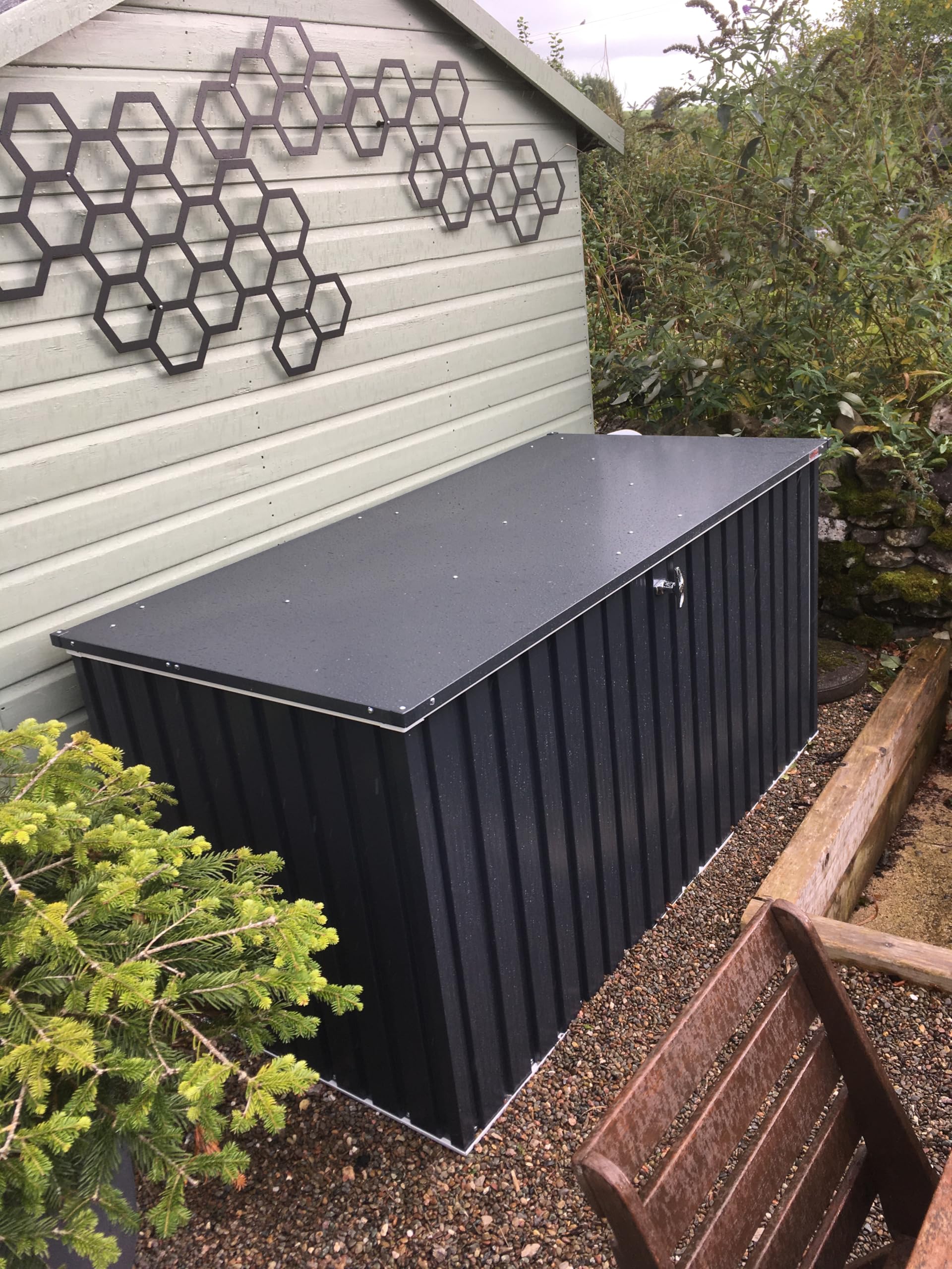 Duramax DH 1.9 (1450 L) Kissenbox aus Metall mit hydraulischer Gasdruckfeder und Vorhängeschlossöse, Terrassenbox und Gartenmöbelaufbewahrung für den Außenbereich, Anthrazit