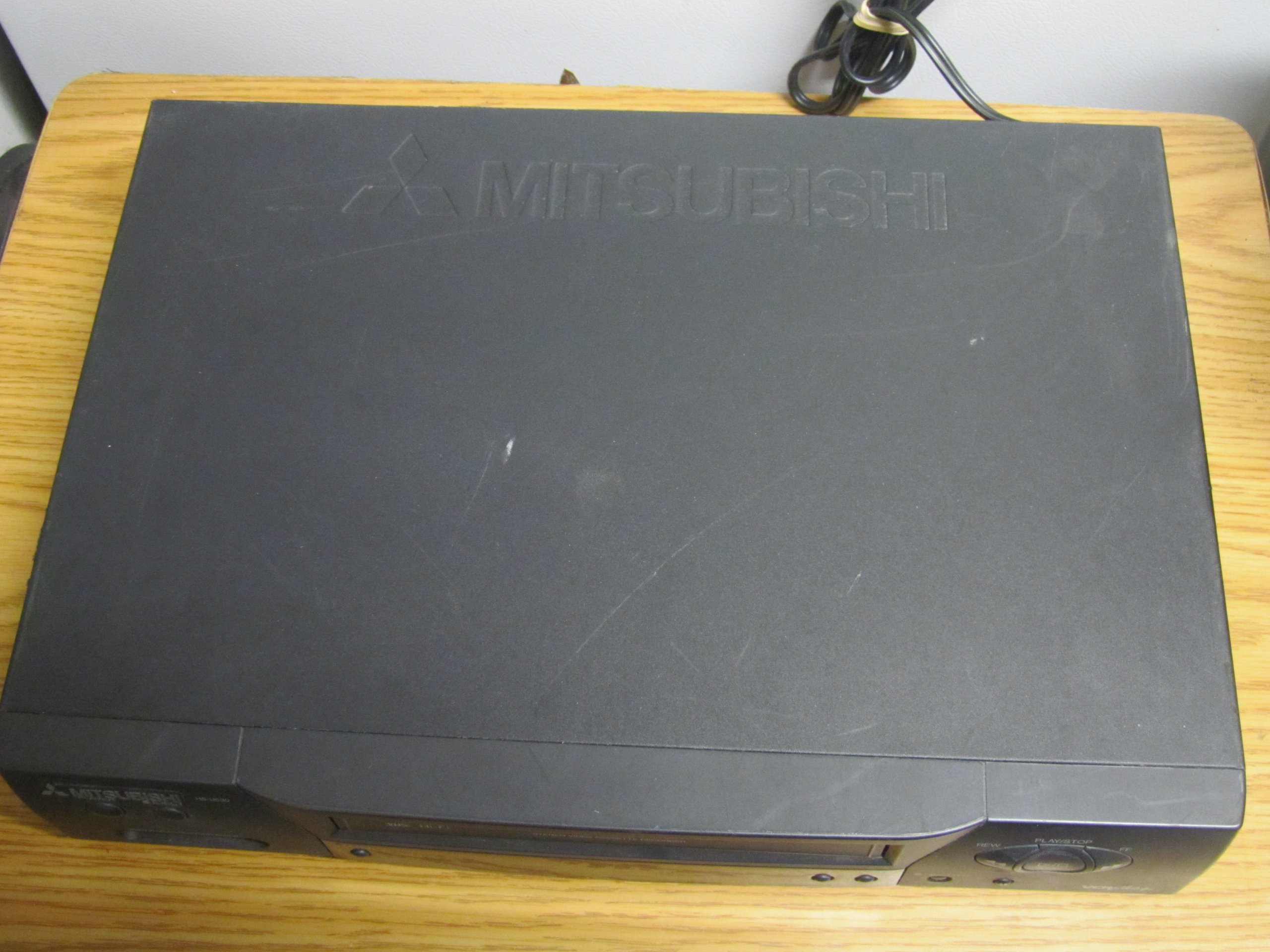 Amazon.com: Mitsubishi Hs-u530 Hifr Stereo video cassette recorder