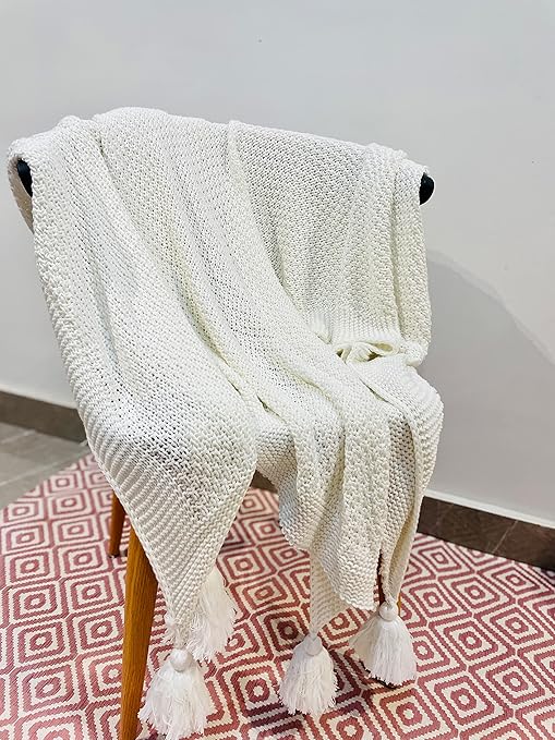 AWARD VELVETS Super Soft & Breathable Throw (with Border) - Classy Throw Suitable for Home Couch Sofa Bed Decor/Skin Friendly/All Season Throw (White, Pack of 1)