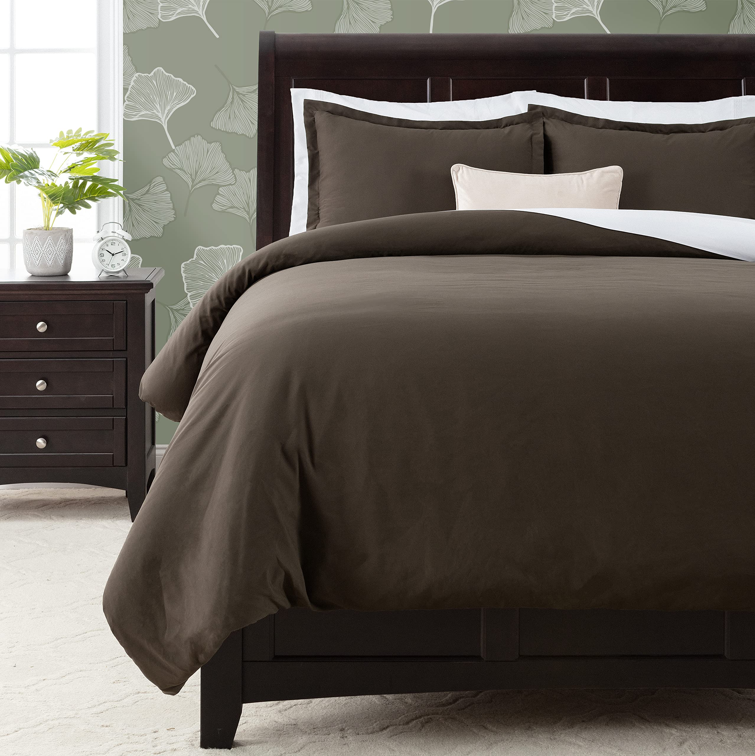 Chanasya Solid Duvet Cover Set - Duvet Cover (104” x 90”) & 2 Pillow Shams (20” x 36”) - 3-Piece Set - Brown, King Size