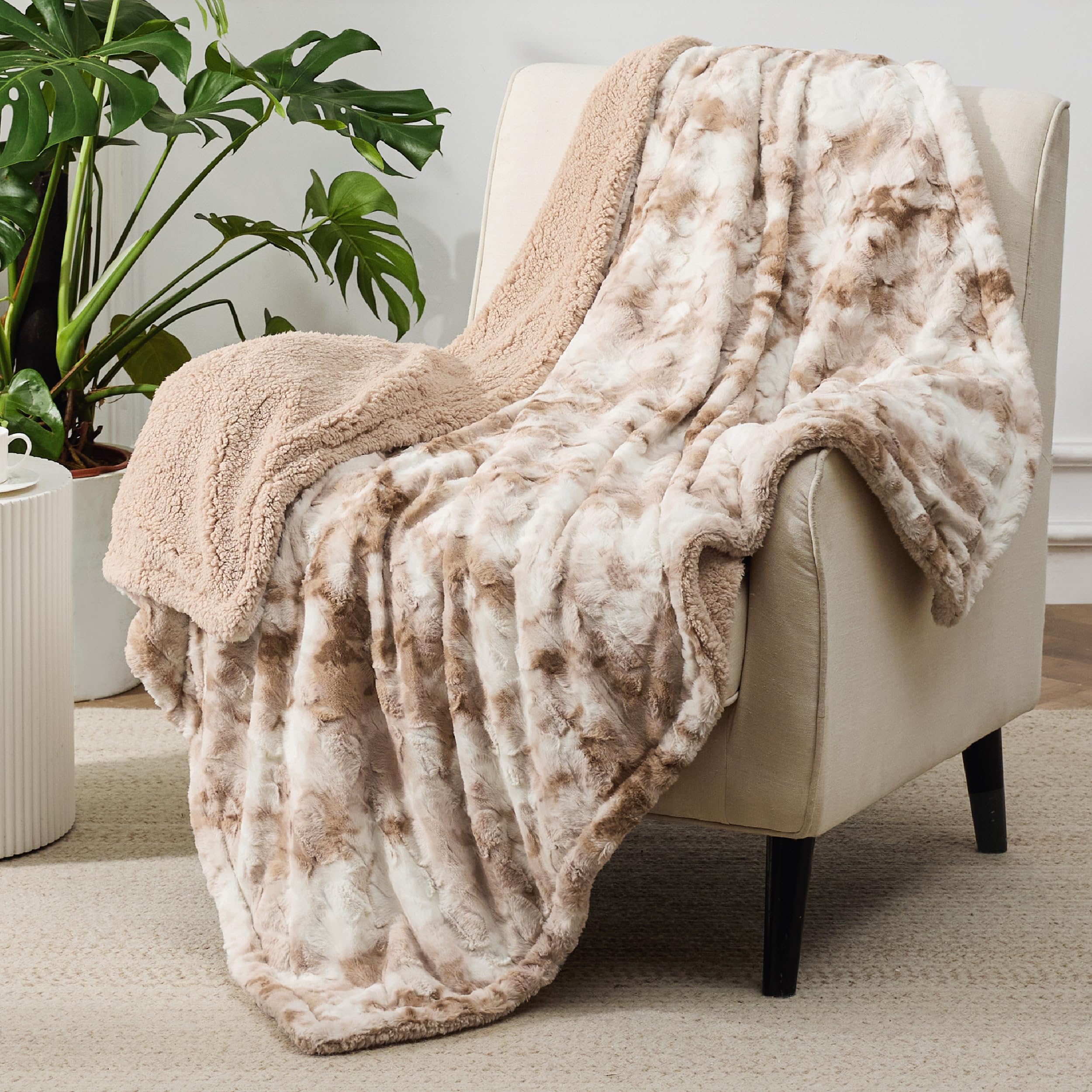 Bedsure Fuzzy Blanket for Couch - Taupe, Soft and Warm Sherpa, Cozy and Furry Faux Fur, Reversible Throw Blankets for Sofa and Bed, 50x60 Inches