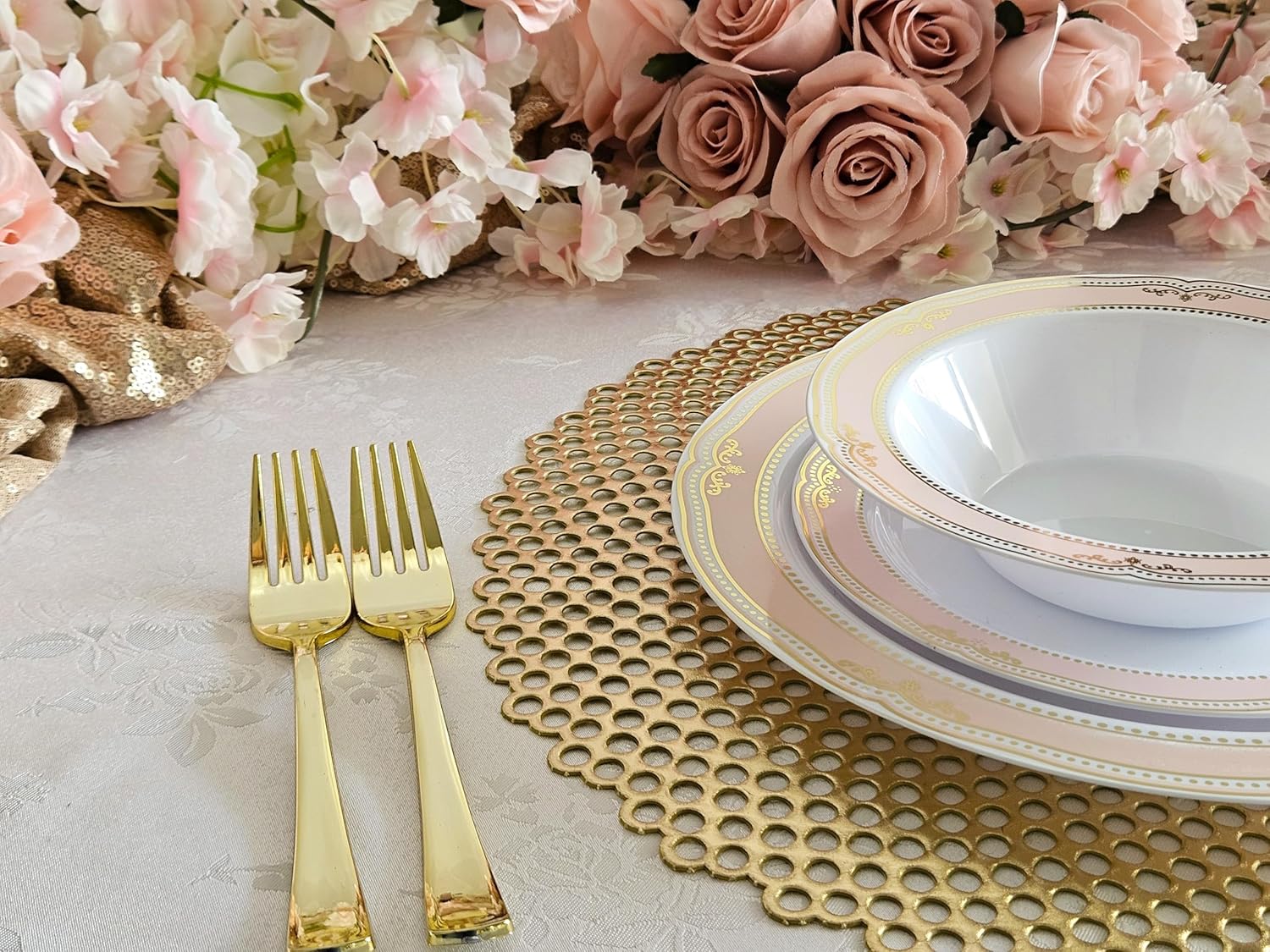 " OCCASIONS " 40 Plates Pack, Disposable Wedding Party Plastic Plates (10.25'' Dinner Plate, Scalloped in White/Blush & Gold)