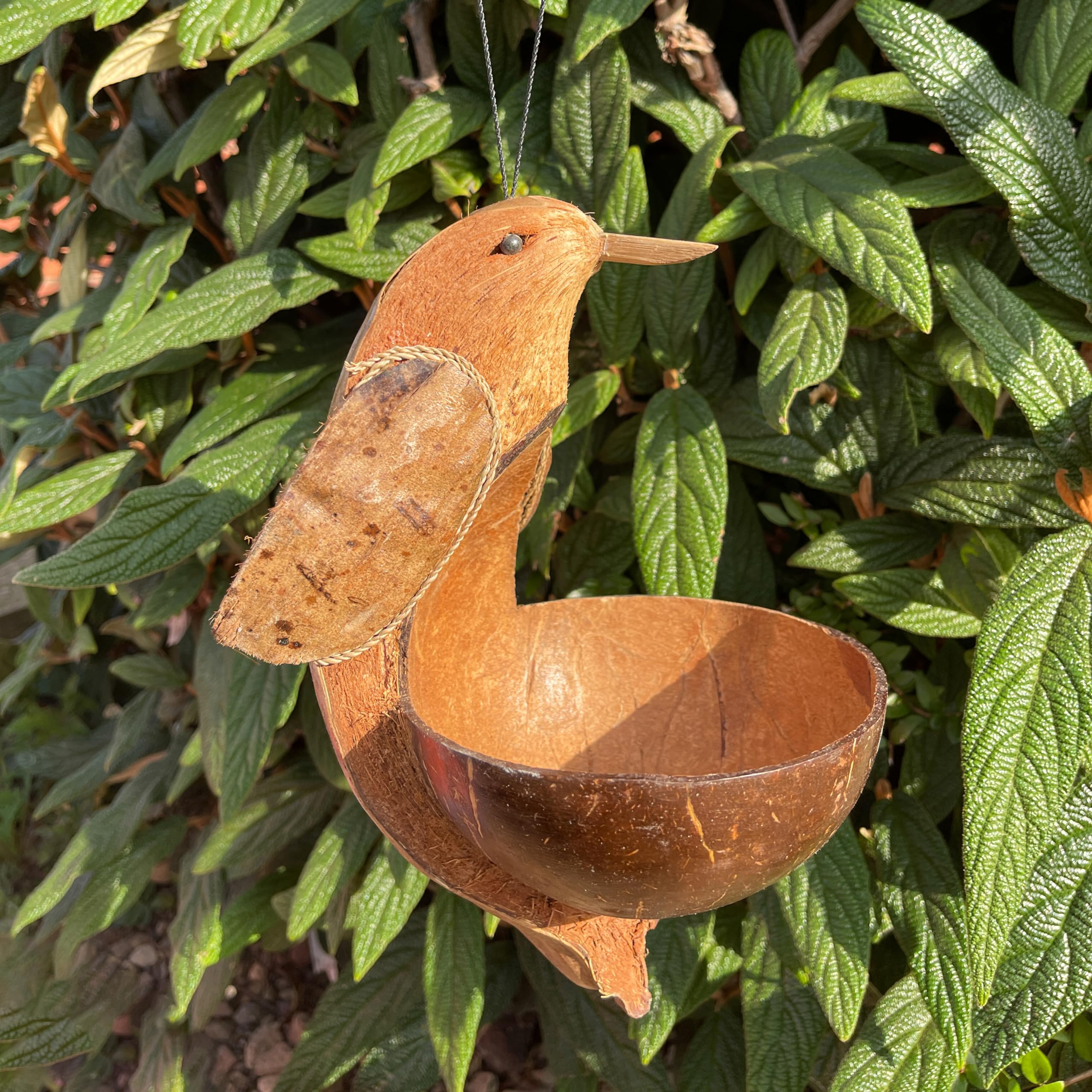 Bird Coconut Shell Bird Feeder Hanging Birds Nest Bird Bobbing Head Novelty Ornamental Feeder Garden Decor Fair Trade