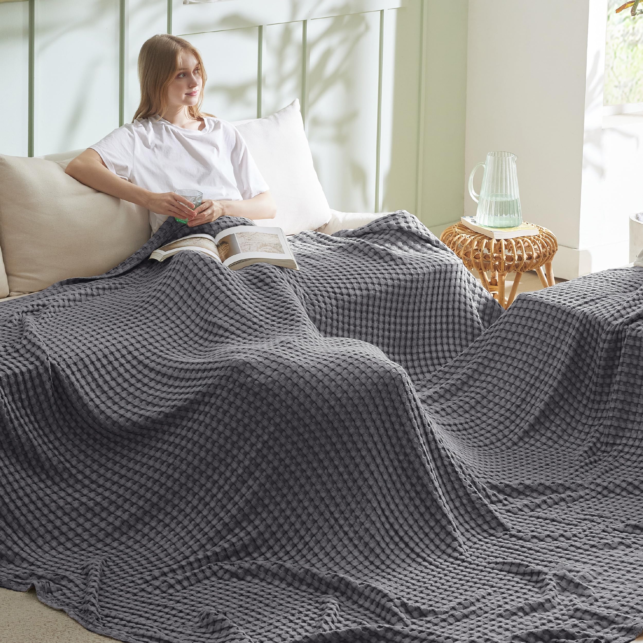 Bedsure Cooling Cotton Waffle Oversized King Blanket - Lightweight Breathable Blankets Rayon Derived from Bamboo for Hot Sleepers, Luxury Throws for Bed and Sofa Dark Grey, 120x96 Inches