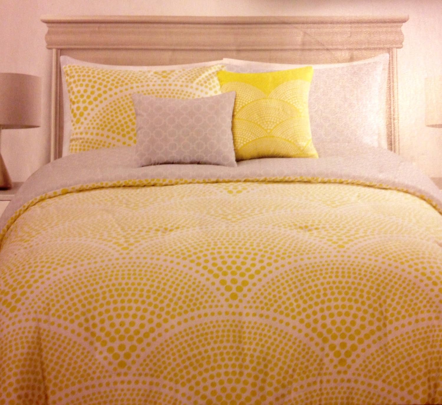 Max Studio King Size Yellow Polka Dot Duvet Cover Set