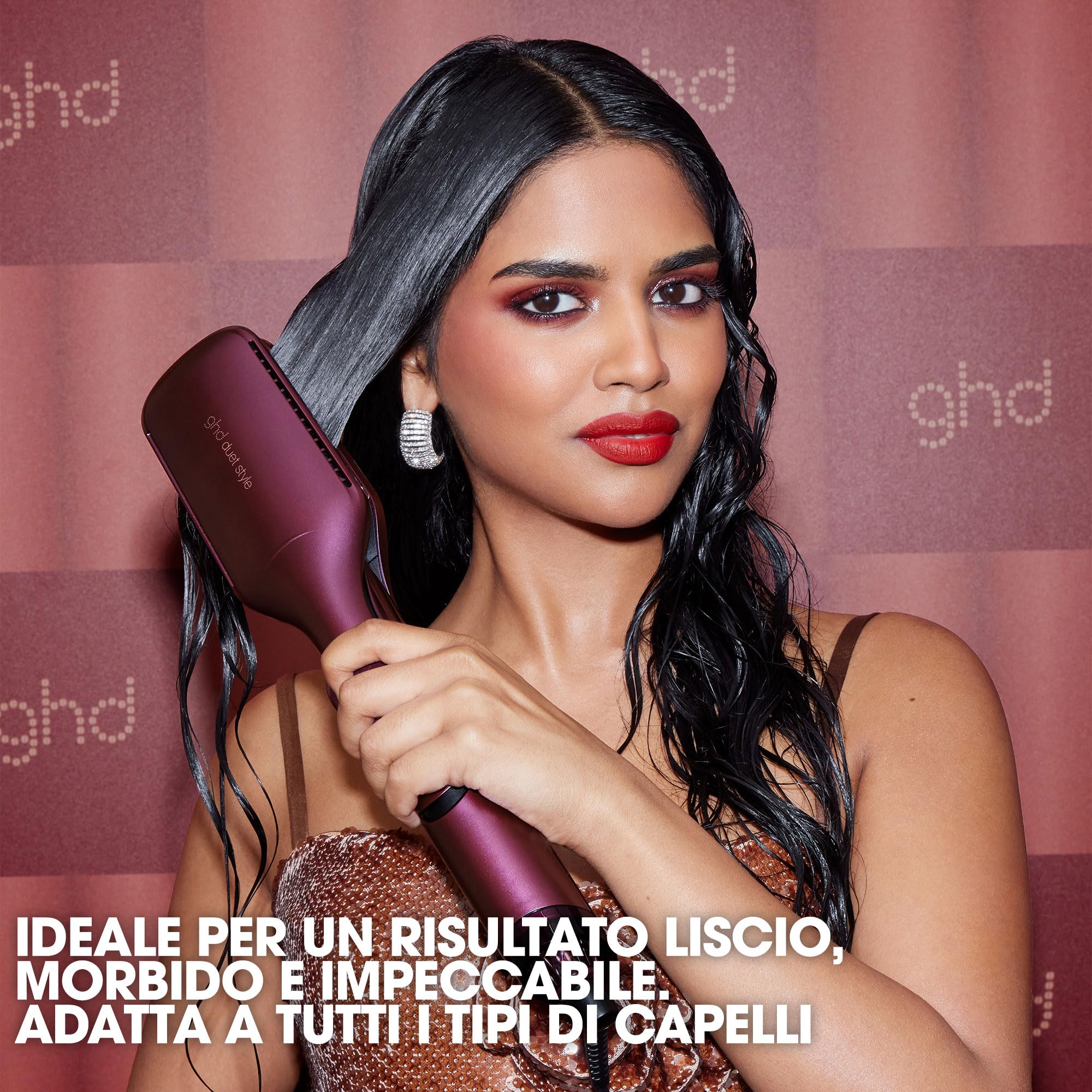 ghd Set Regalo Duet Style Cherry Chic, Piastra Asciugacapelli Professionale in Tonalità Rosso Ciliegia, con Elegante Cofanetto Viaggio, Capelli Lisci e Lucenti fino a 48H Senza Danni Termici