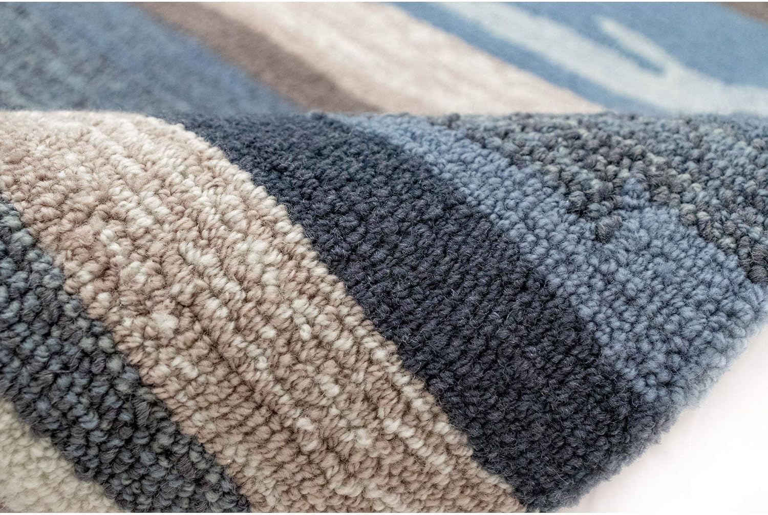 Liora Manne Ravella Indoor/Outdoor Durable Hand-Tufted UV Stabilized Rug- Ipanema Blue/Grey 3'6" x 5'6"