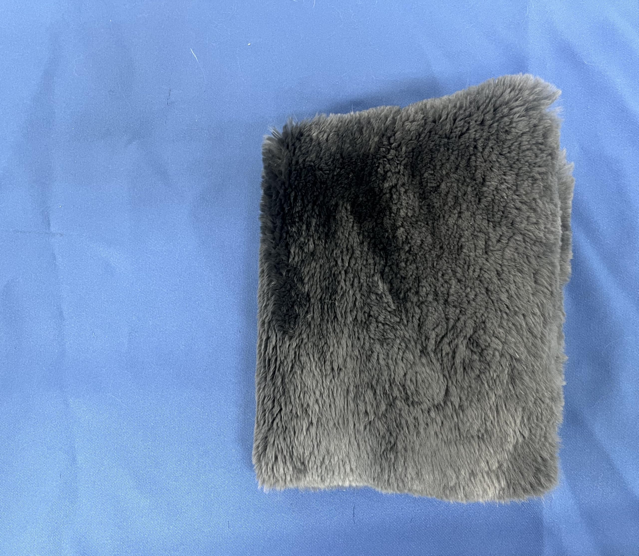 Amazon | B6本カバー ビーバー毛皮 グレー染 届いてすぐ使えるリアル