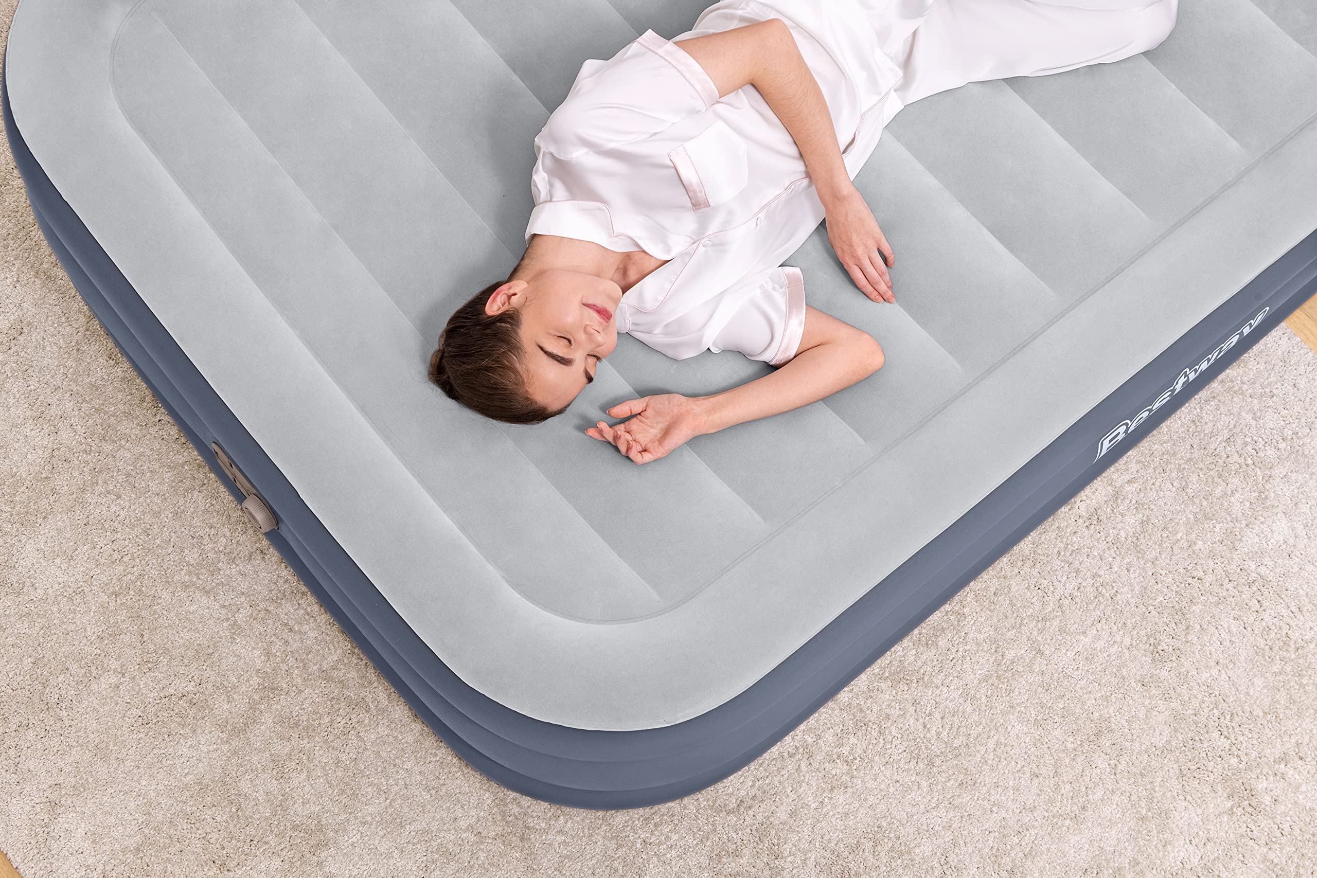 Bestway 89" x 60" x 33"/2.26m x 1.52m x 84 cm Tritech SleekFlow Headboard Air Mattress Queen Built-in AC Pump
