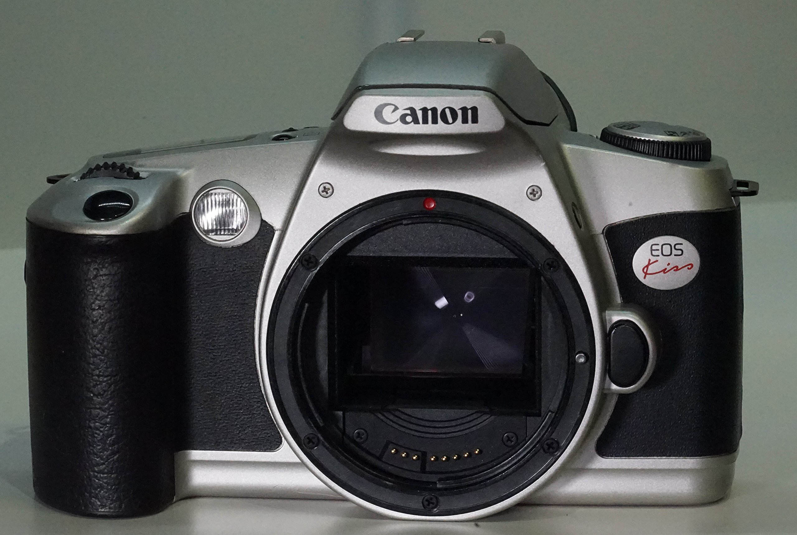 Amazon | Canon EOS Kiss | 一眼レフカメラ 通販