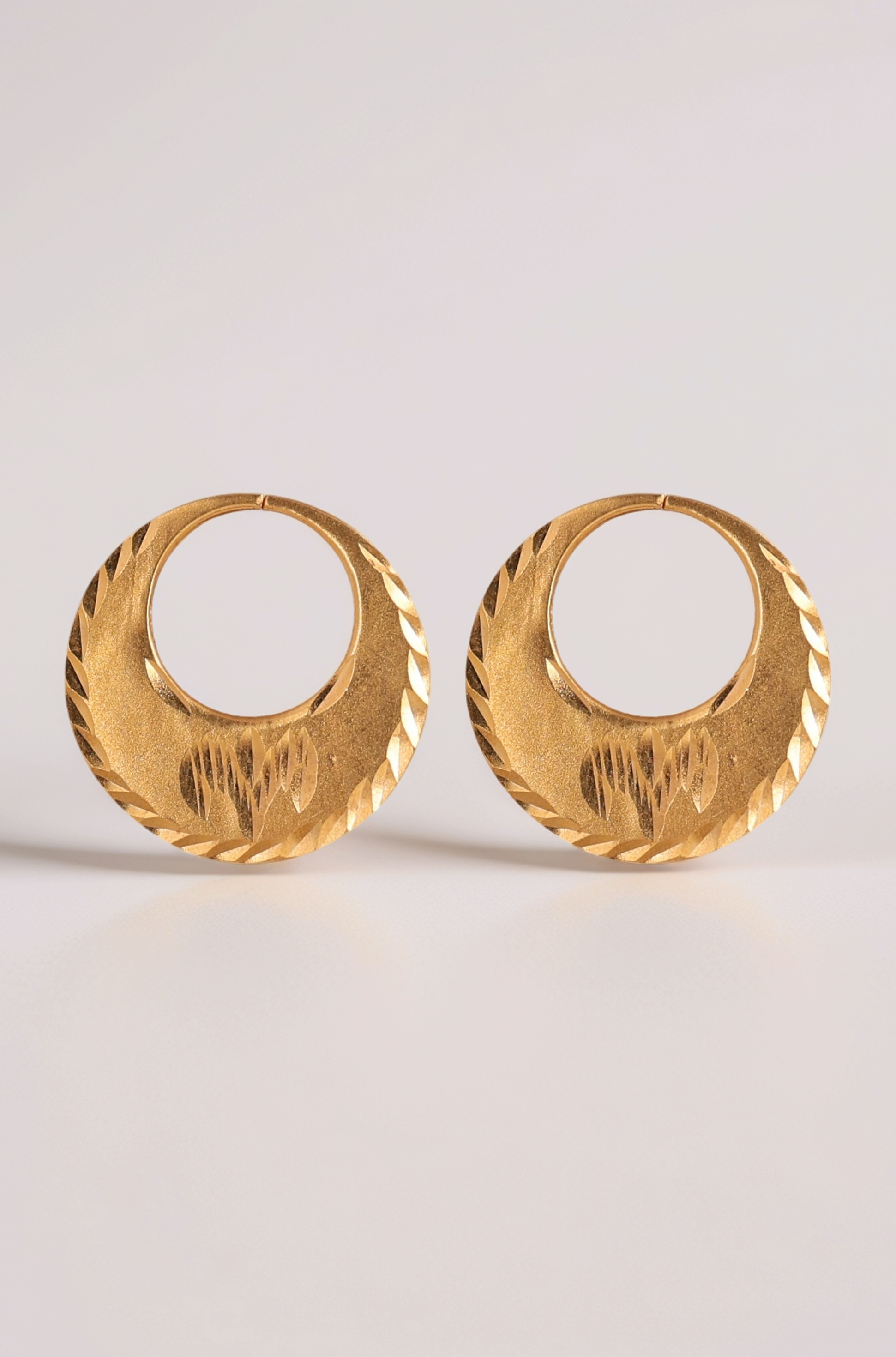 1 Micron 22K Gold Plated Nattiyan Earrings For Men's Panjabi Boy | Gold Plated Brass Material Golden Hoop Studs Earrings Bali For Mens Fashion's