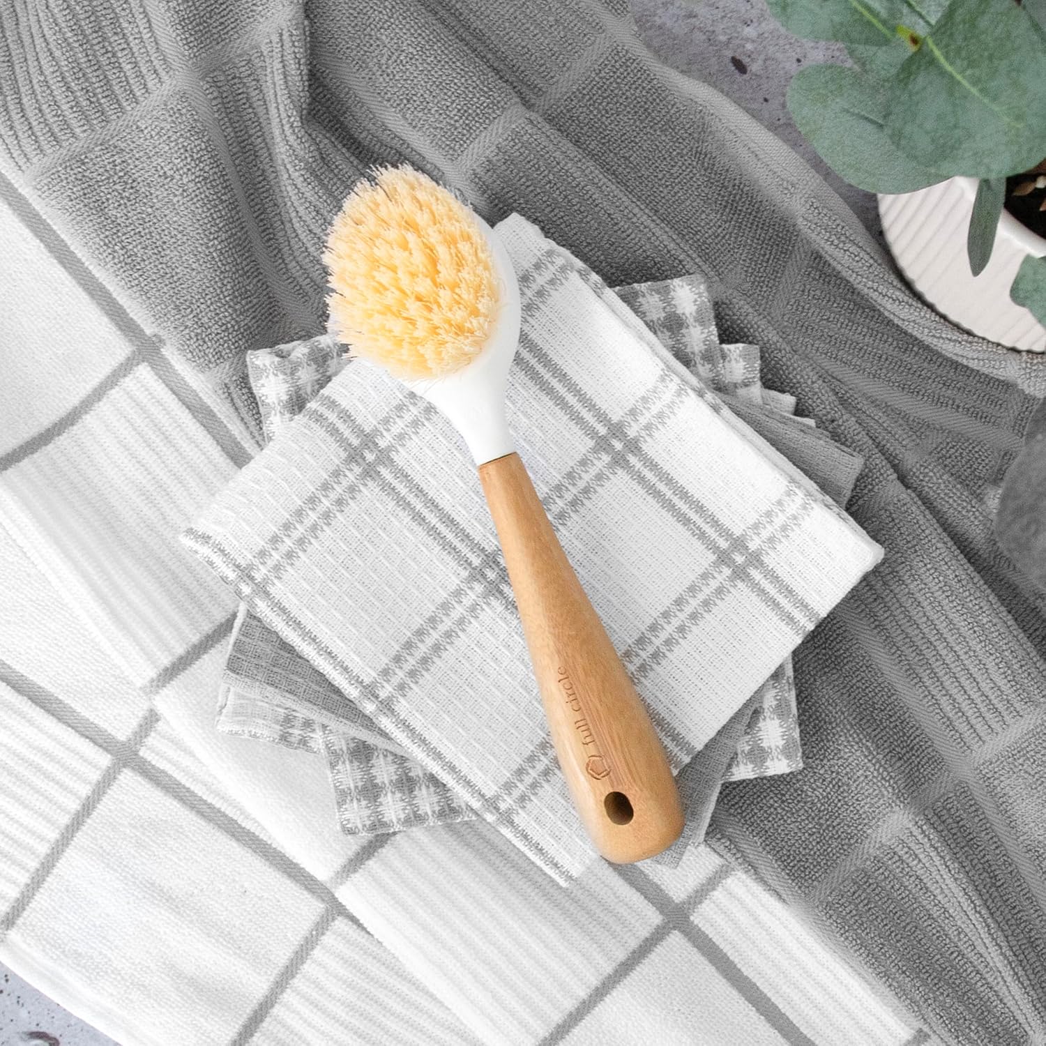 T-Fal Gift Set - Complete, Cotton Dish Cloths, Kitchen Towels, Potholders, Oven Mitts, 7-Piece, Grey