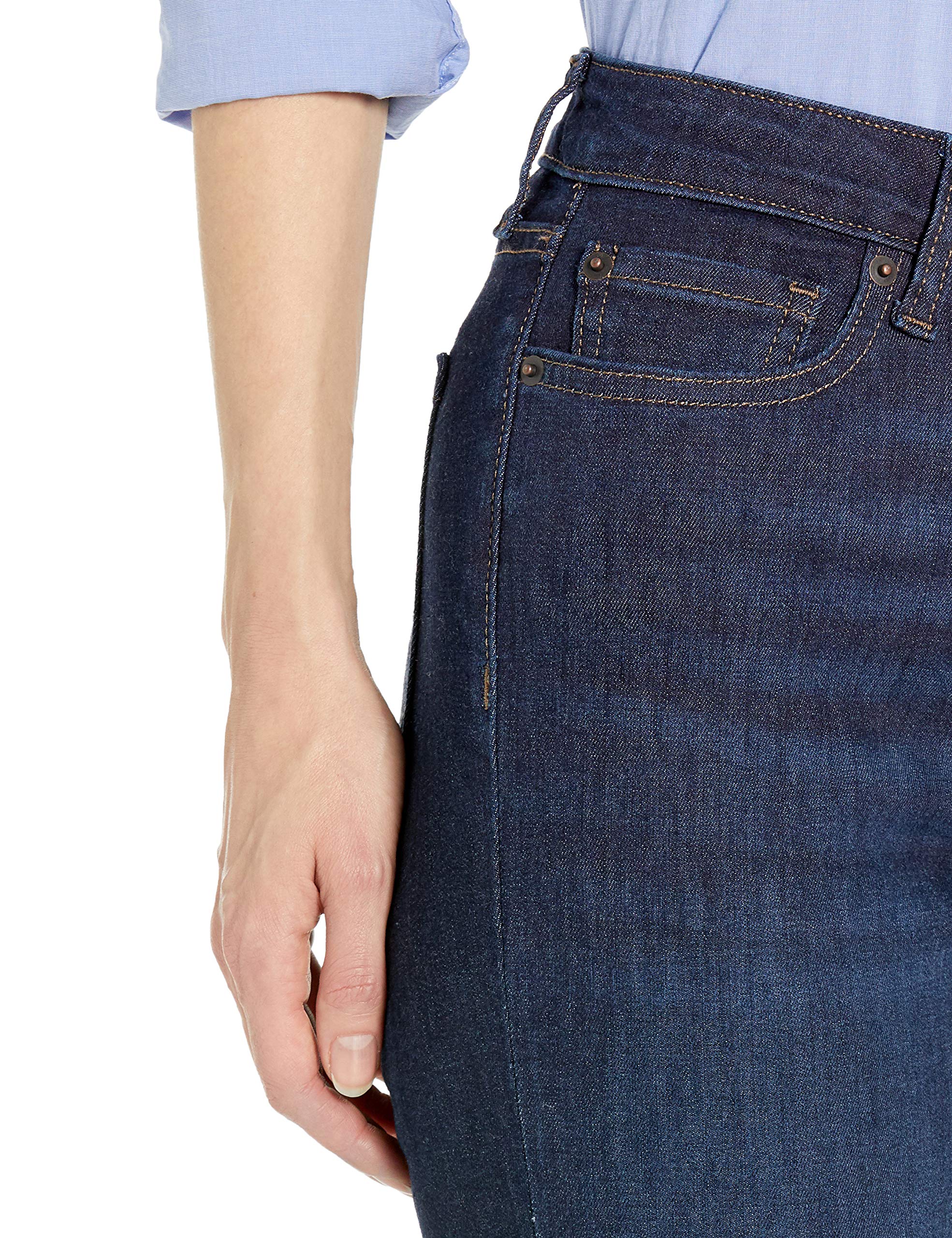Amazon Essentials Jeans Elasticizzati a Vita Media Bootcut Vestibilità Aderente - Colori Fuori Produzione Donna