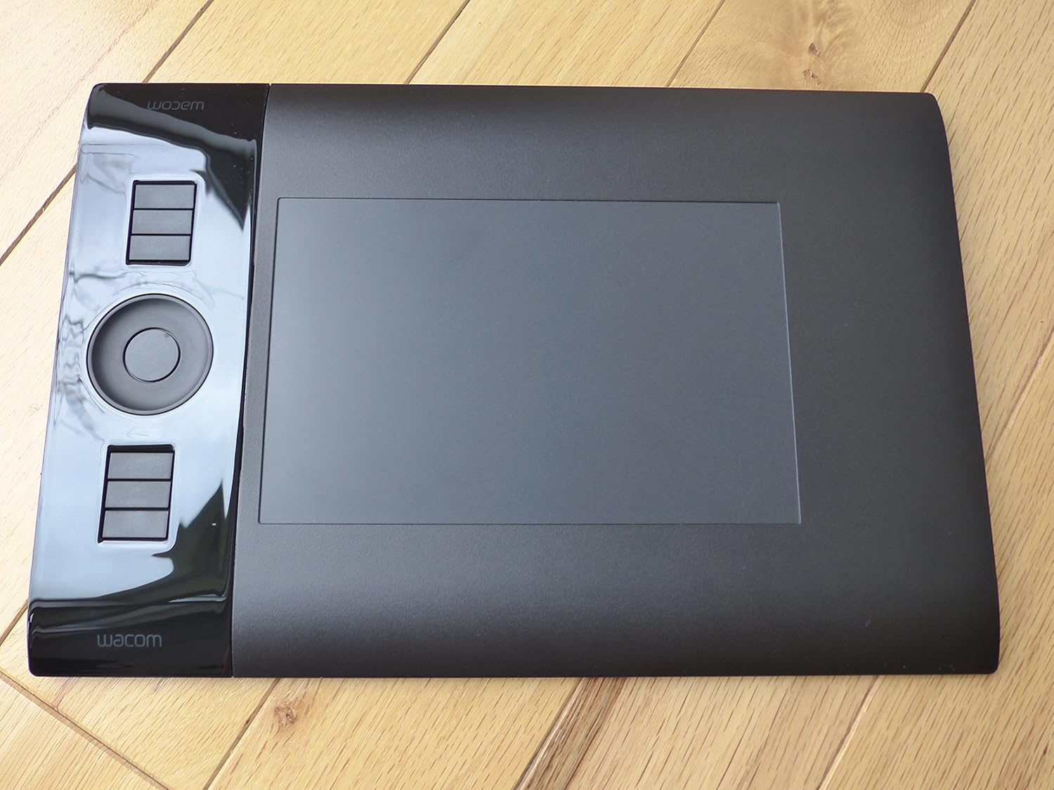 Exсluѕіvе Dіѕсоunt 90% Prісе Wacom PTK440 Black Intuos4 Small Pen Tablet with Pen & Mouse (Factory Refurbished) - Newest Model