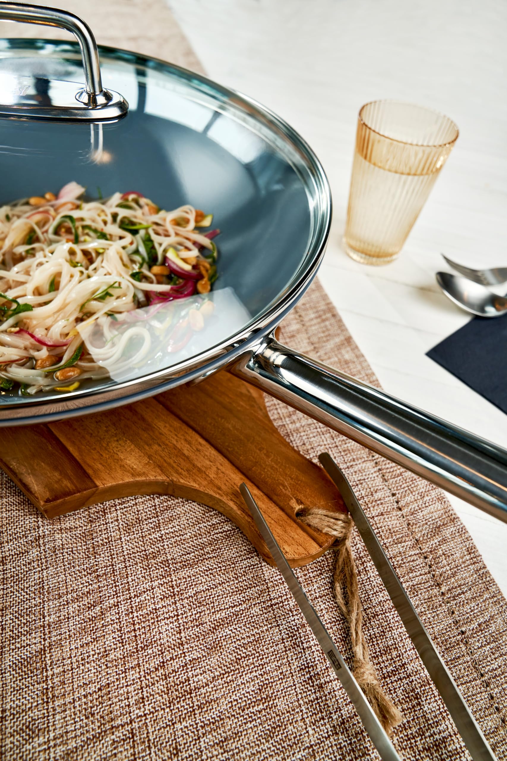 Amazon.com: Zwilling Wok, Glass Lid and Removable Grid Insert