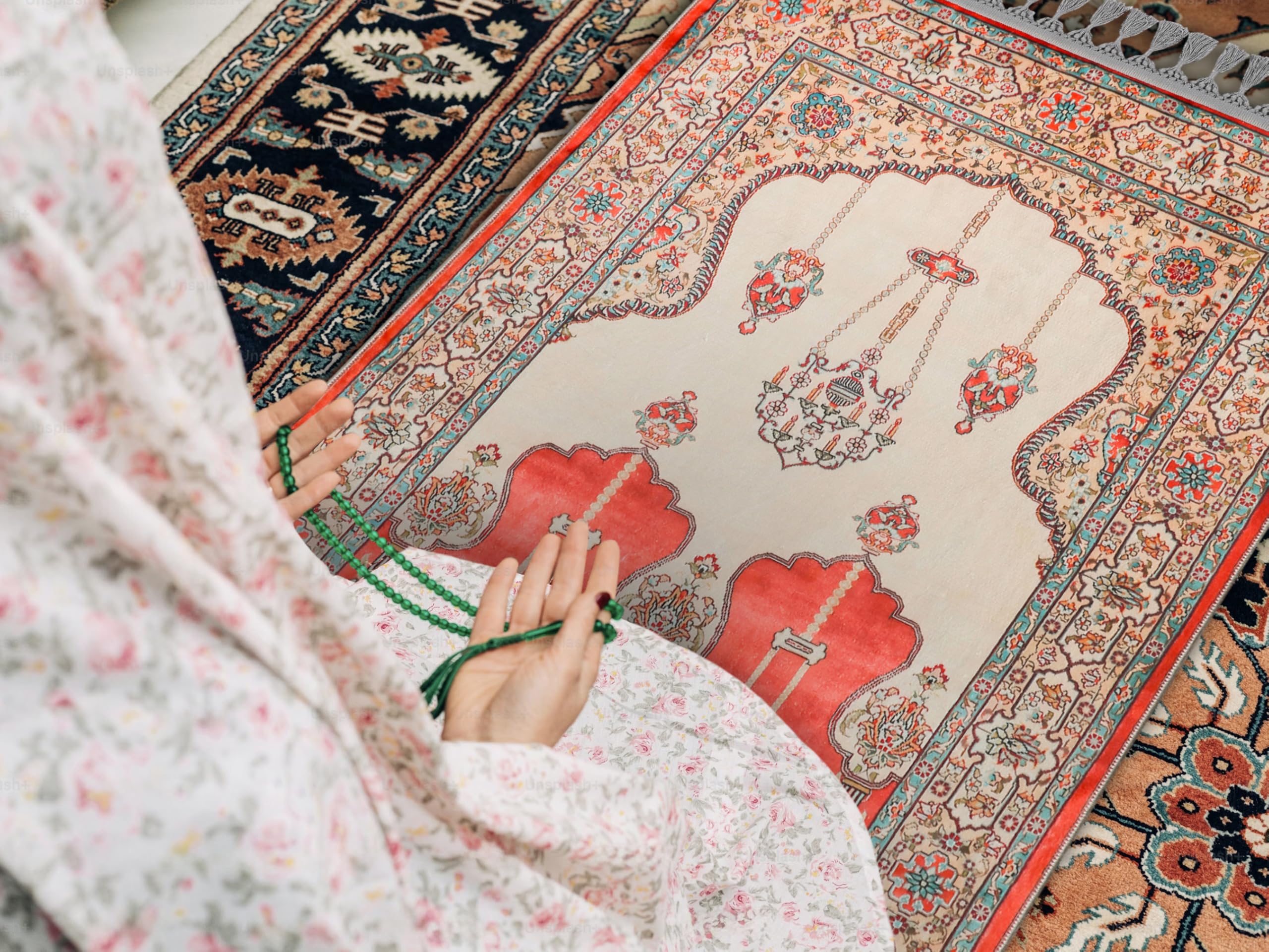 allmode homestyle şekil Tapis de prière traditionnel turc - Corail rouge et beige - Pompons décoratifs - Motif floral