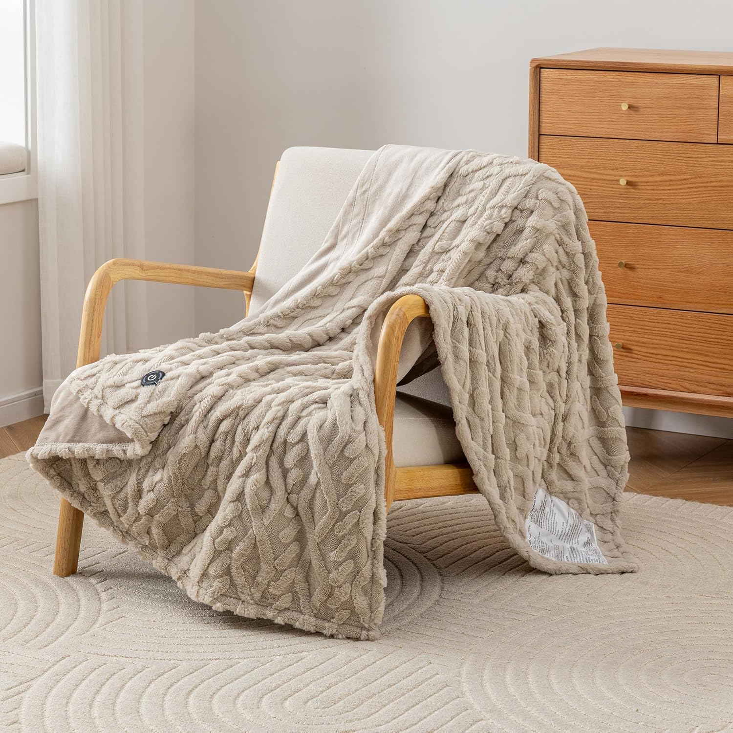 Berkshire Reversible Heated Throw - Jacquard Faux Fur & Silky Plush Electric Blanket with 4 Heat Settings & 4H Auto Shut-Off, Machine Washable (50" x 60", Tumbleweed)