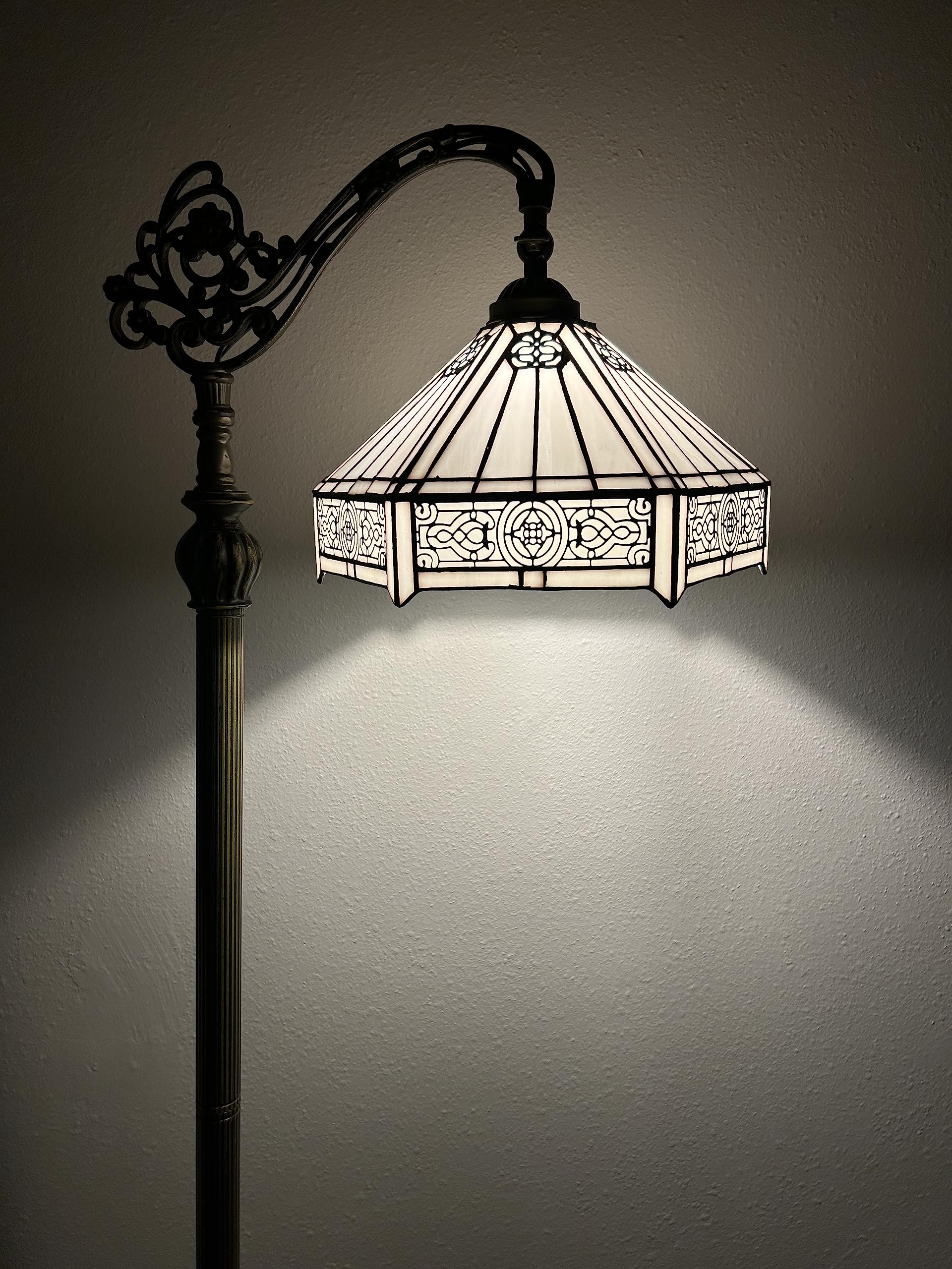 Tiffany Floor Lamp White Stained Glass Hexagon Gooseneck Adjustable LED Bulb Included Corner Standing Reading Light for Living Room Bedroom 20" W*12" D*63" H