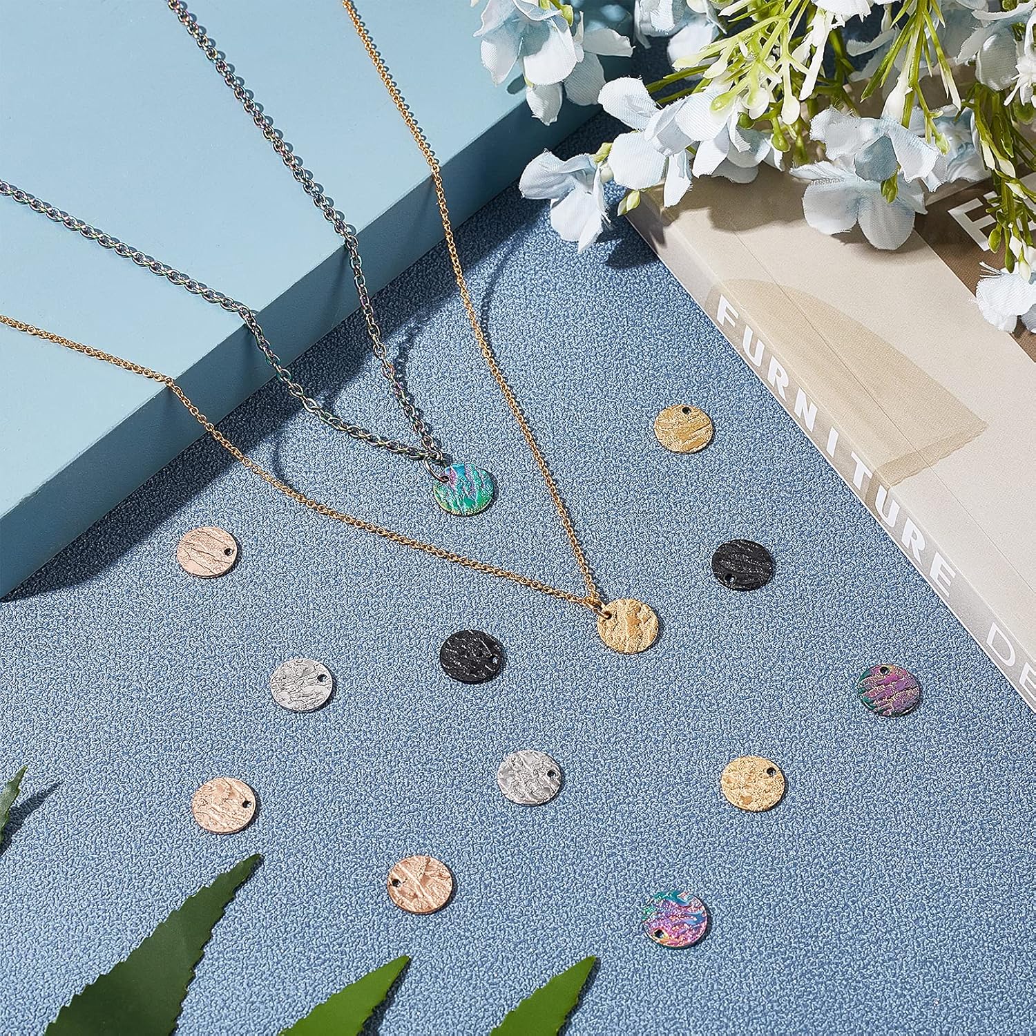 PH PandaHall 50pc 5 Colors 10.5mm Stainless Steel Flat Round Pendants, Blank Message Word Tag Pendants Round Charms with Textured Pattern for Bracelet Earring JewelryGift Making - Image 5