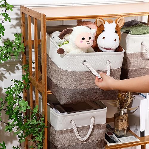 Vista 23 de meekoo Paquete de 8 contenedores plegables de almacenamiento de tela, cestas de tela de poliéster con asas, organizador de armario de lino para Gris
