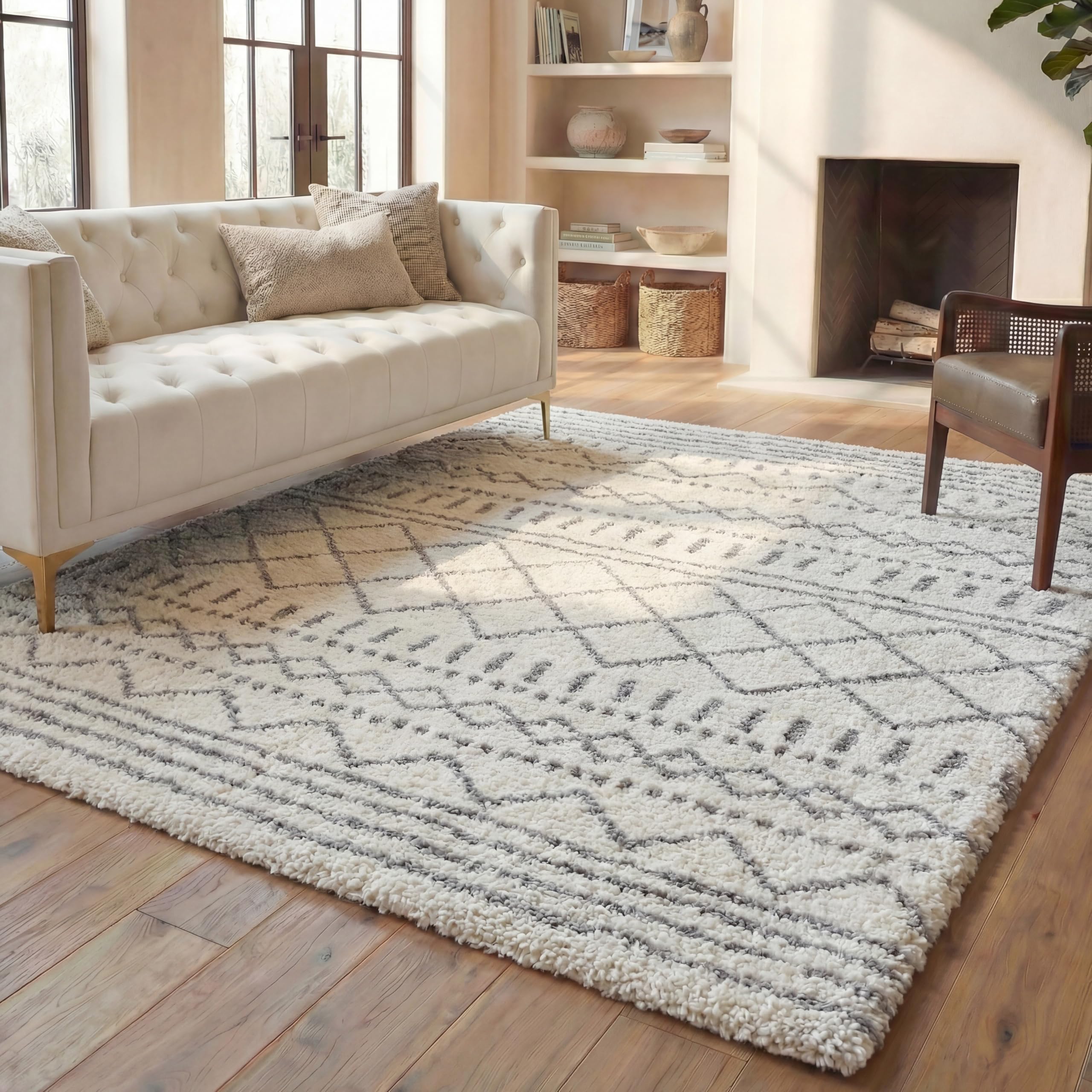 SAFAVIEH Arizona Shag Rug 6'7"x9'2", Soft Plush Boho Ivory &amp; Grey ASG741F