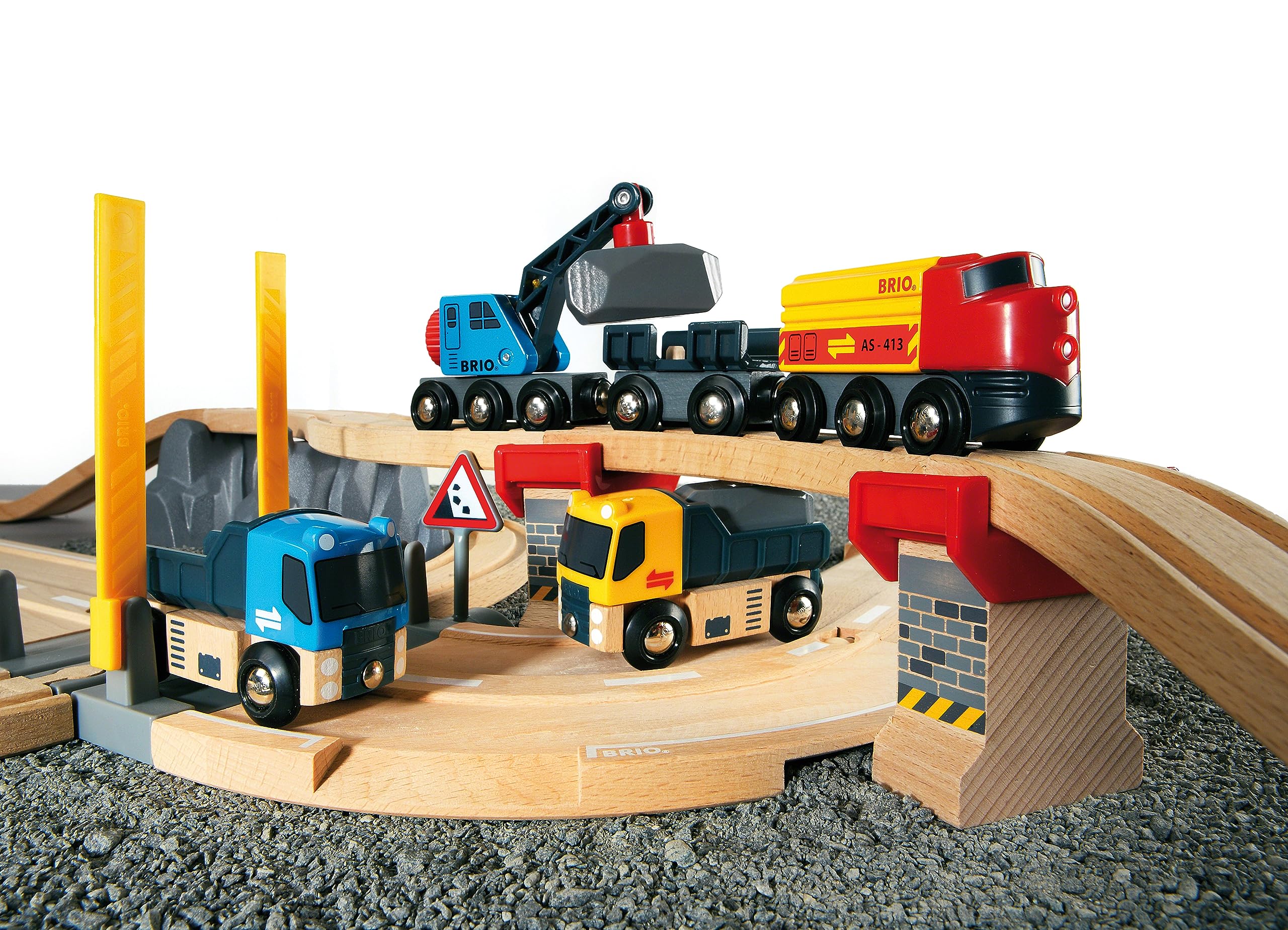 BRIO World 33210 – Rennbahn für Rennbahn – komplettes Set 33 Teile – Holzbahn auf 2 Ebenen – Spielzeug für Jungen und Mädchen ab 3 Jahren