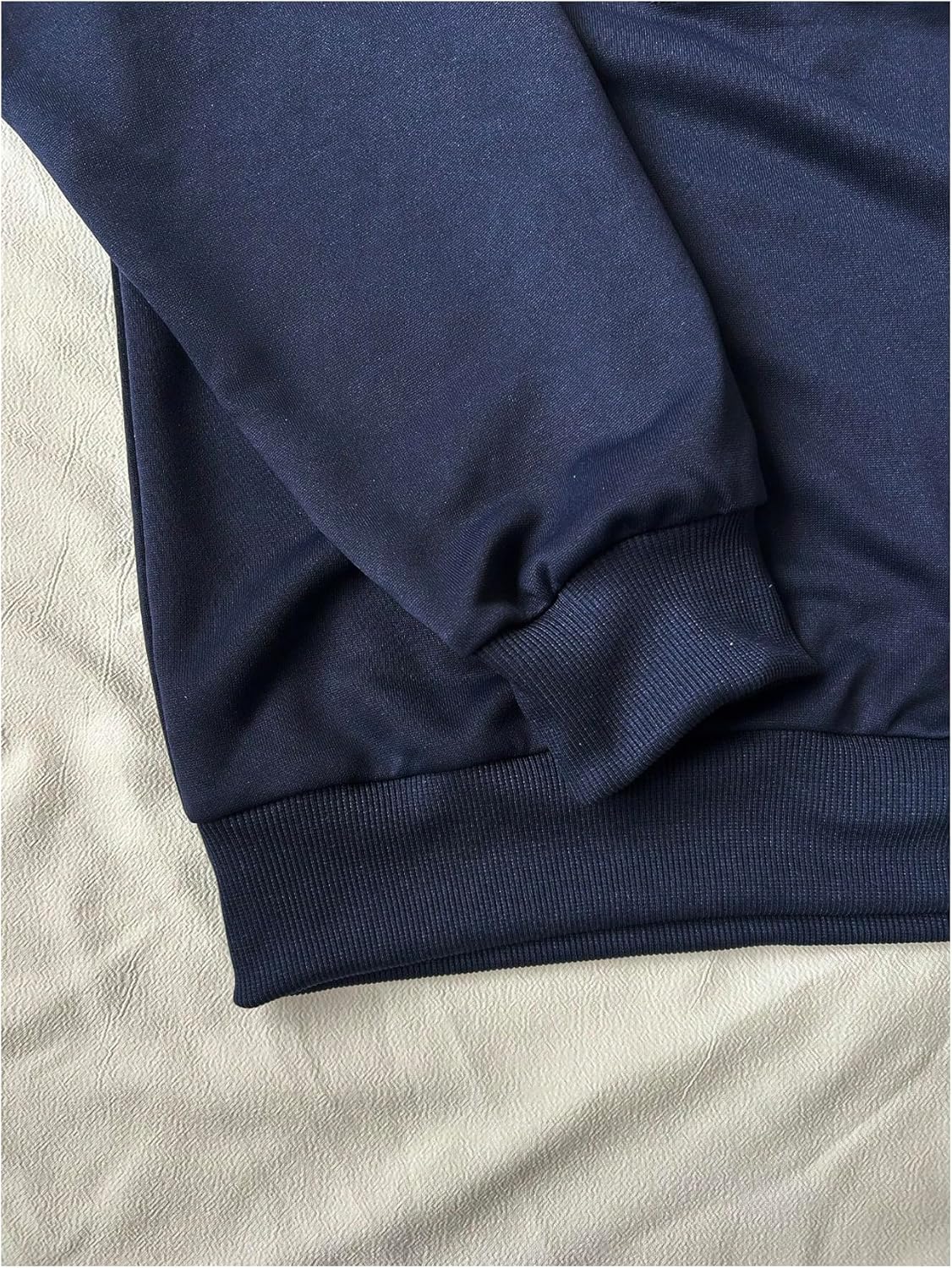 SweatyRocks Women's Oversized USA Print Graphic Long Sleeve Sweatshirt Casual Crew Neck Pullover Tops - Image 4