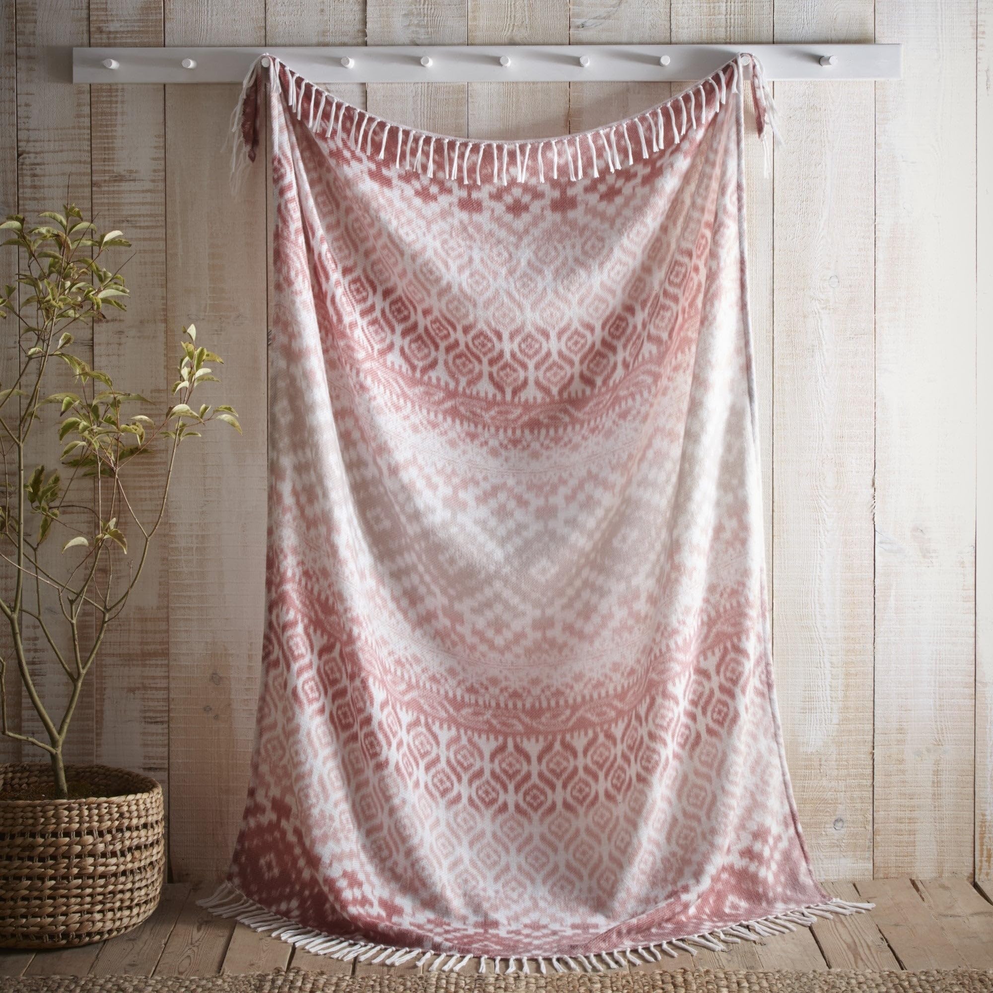 Appletree Terracotta - Ganado Throw (180 X 130Cm) - Soft Touch Throw - Tribal Pattern Blanket In - Orange Throw Blanket - Cushion Available - Orange Sofa Throw With Tassels