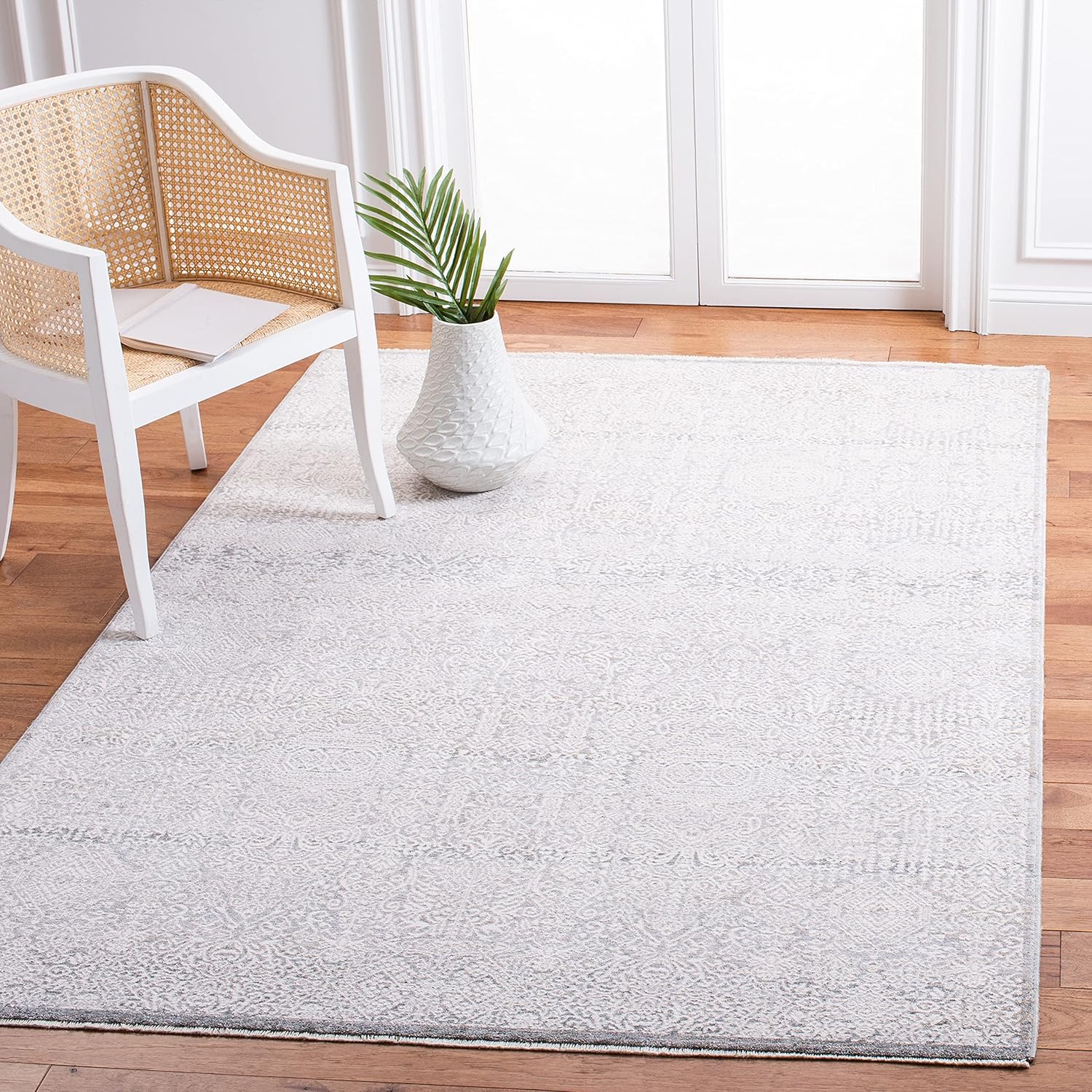 SAFAVIEH Webster Collection Area Rug - 5' x 8', Grey & Beige, Distressed Viscose Design, Ideal for High Traffic Areas in Living Room, Bedroom (WBS316G)