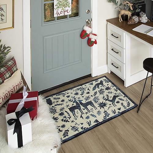Mohawk Home Holiday Forest - Tapete de Navidad azul de 2 pies 6 pulgadas x 4 pies 2 pulgadas, perfecto para cocina, entrada, lavandería