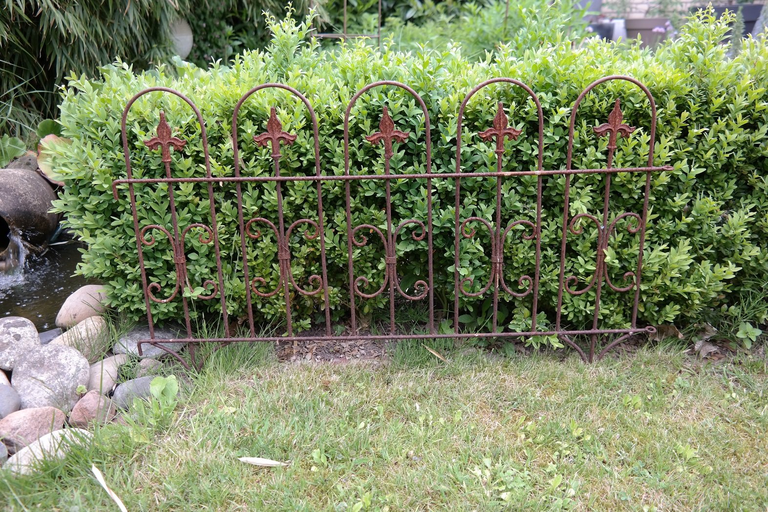 Beetzaun Gartenzaun Zaun Zaunelement Windsor Rankhilfe Metall Eisen Rost Deko 58cm hoch x 82cm lang