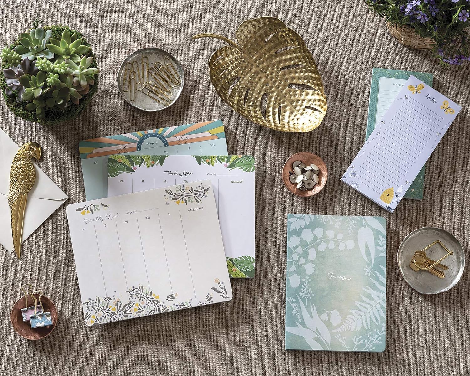 High Note Weekly Planner Notepad - Desktop Planning Pad: Jungle Pattern Magnetic - 52 Tear-Off Sheets - 9" x 7.5" (CHT0311) image 3