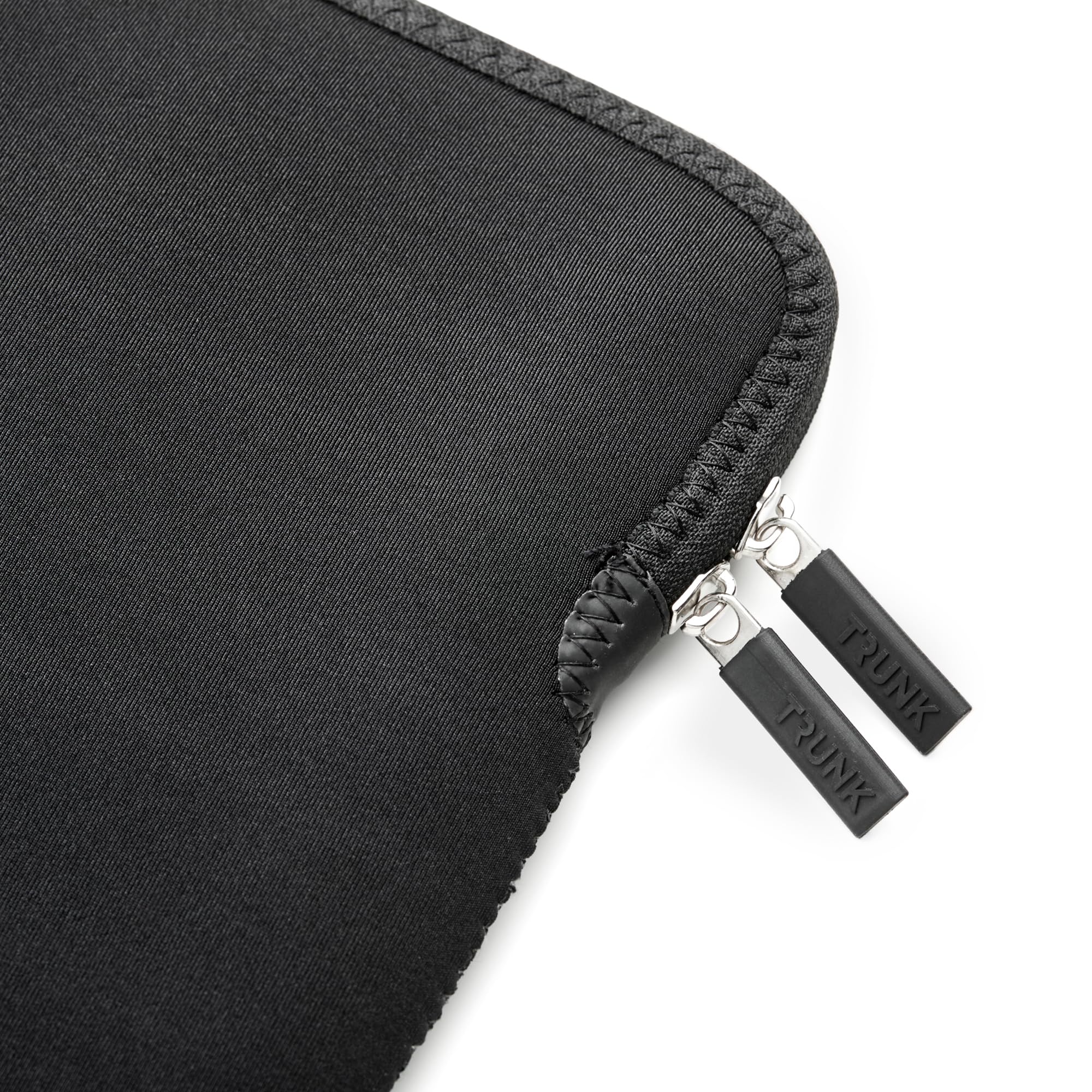 TRUNK Custodia per Laptop 14 Pollici Nero – Sleeve Sottile e Protettiva per Notebook e MacBook, Imbottita, Idrorepellente, Leggera e Resistente, con Cerniera, per Lavoro e Viaggio