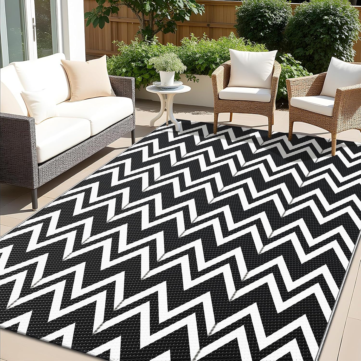 OLANLY Waterproof Outdoor Rug 5x8 ft Clearance, Reversible Outdoor Plastic Straw Rug, RV Mat, Indoor Outdoor Carpet for Patio, Camping, Balcony, Deck, Backyard, Black & White Black & White Chevron 5' x 8' (Rectangular)