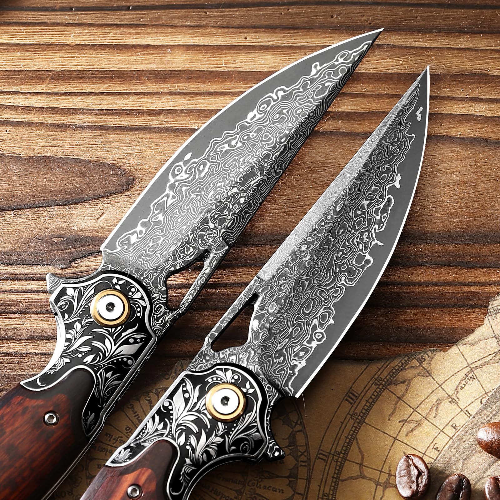 Handgefertigtes Taschenmesser aus Damaszenerstahl, Unisex-Klappmesser mit Lederscheide und Taschenclip, mit rutschfestem Holzgriff. Ideal für Outdoor-Abenteuer und als EDC-Campingmesser.