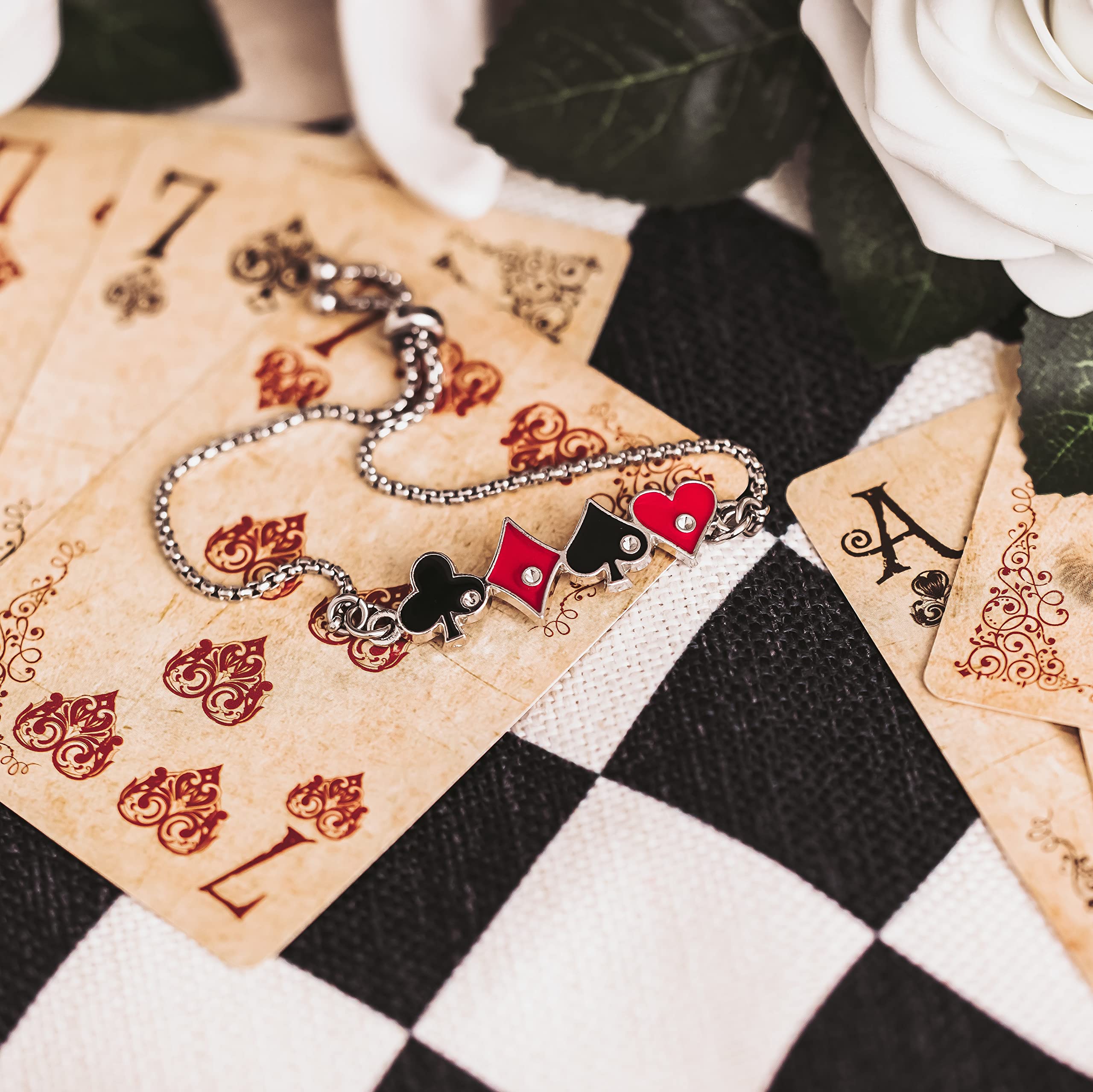 Card Player Bracelet Adjustable with the 4 Suit of Cards Hearts Spades Diamond Clubs Poker Casino