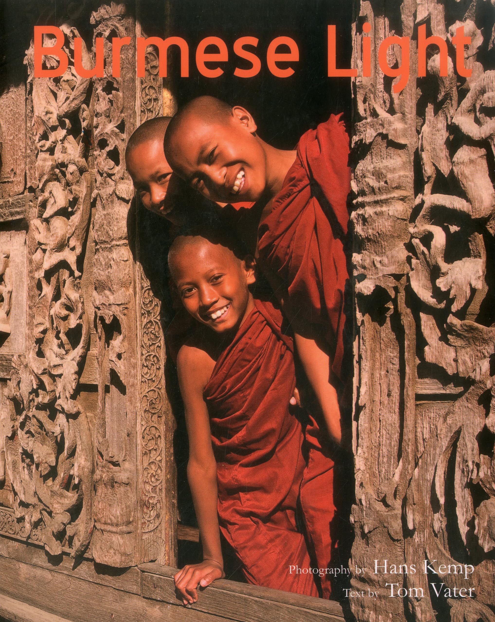 Burmese Light Impressions du Myanmar un beau livre idéal pour sublimer la déco de votre salon