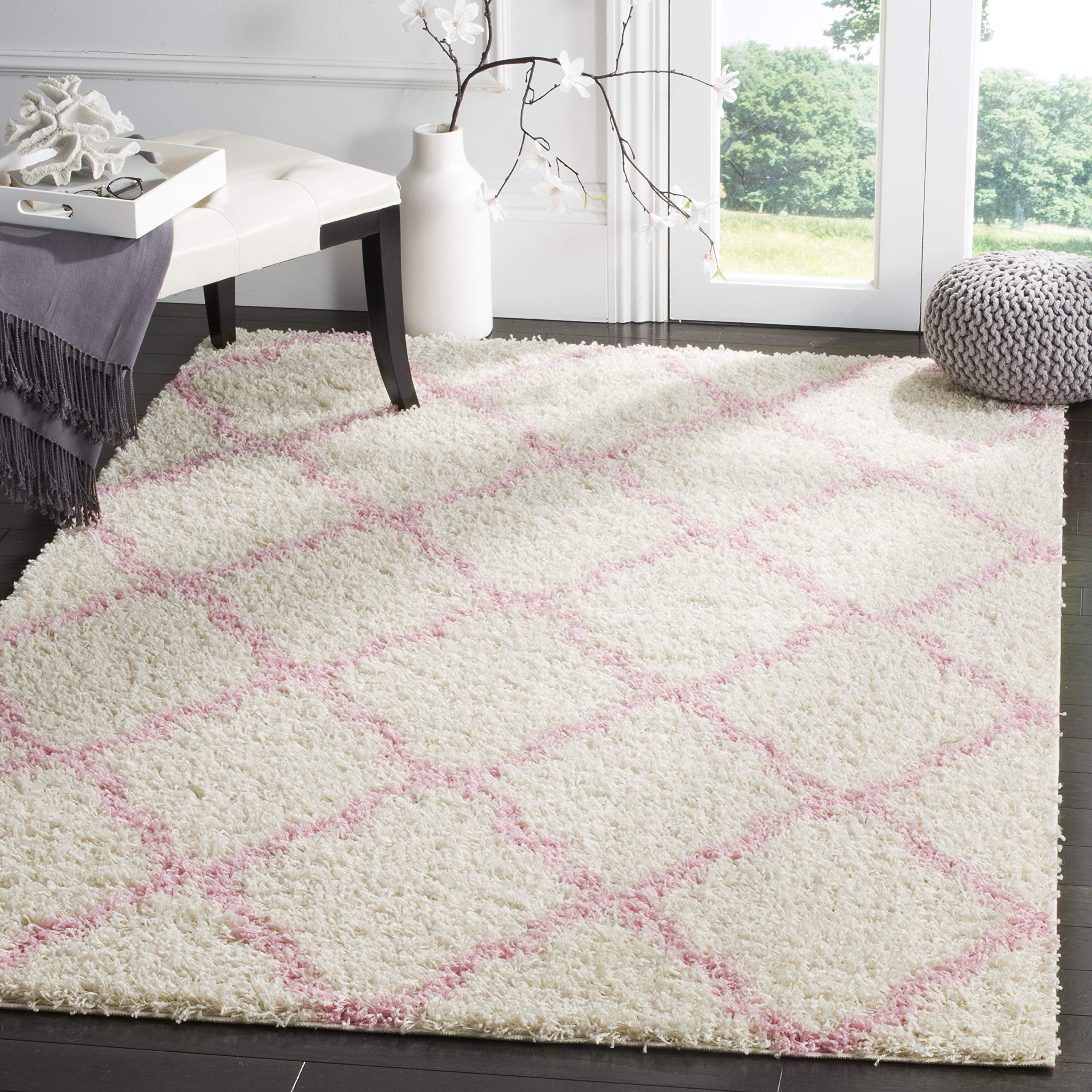 SAFAVIEH Dallas Shag Collection Area Rug - 5'1" x 7'6", Ivory & Light Pink, Trellis Design, Non-Shedding & Easy Care, 1.5-inch Thick Ideal for High