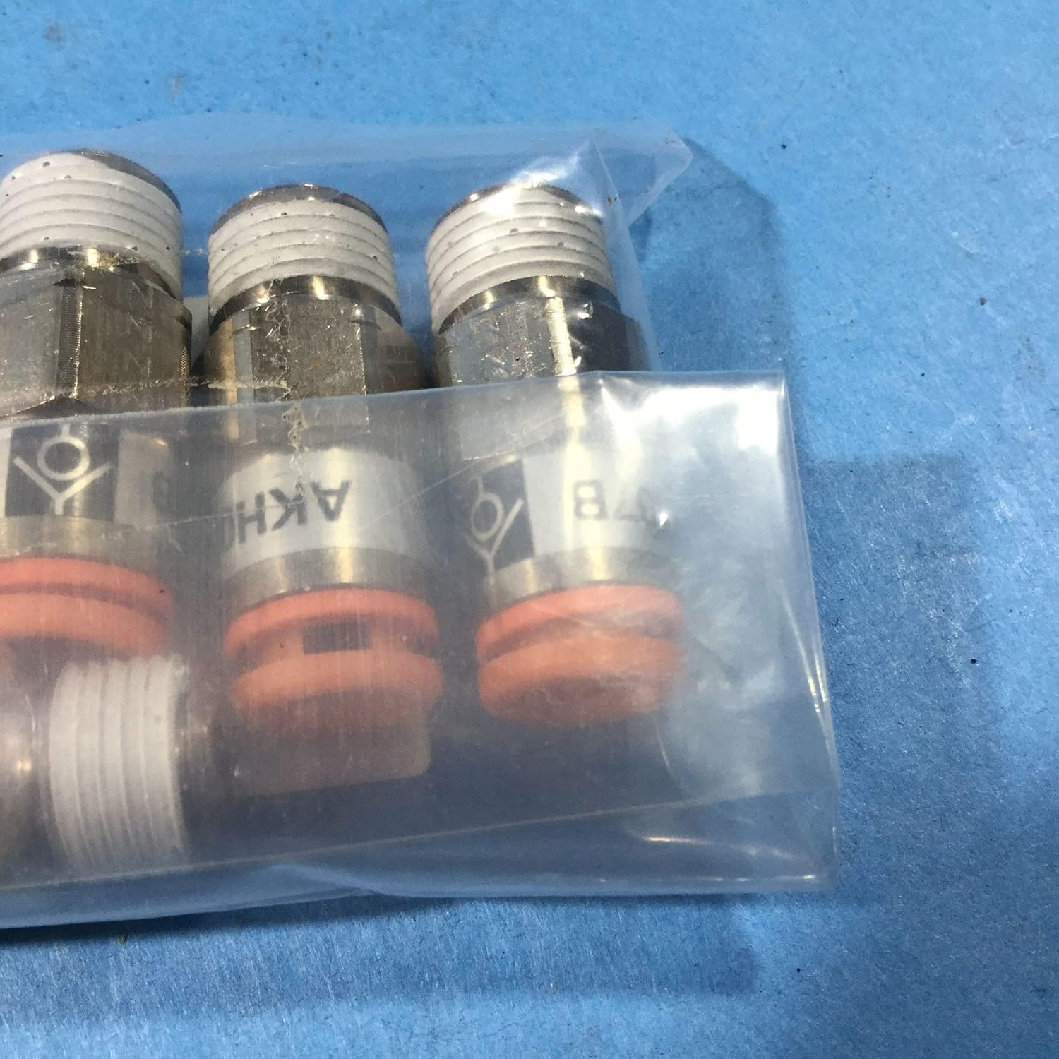 SMC AKH07B-N01S check valve, m/connector, inch