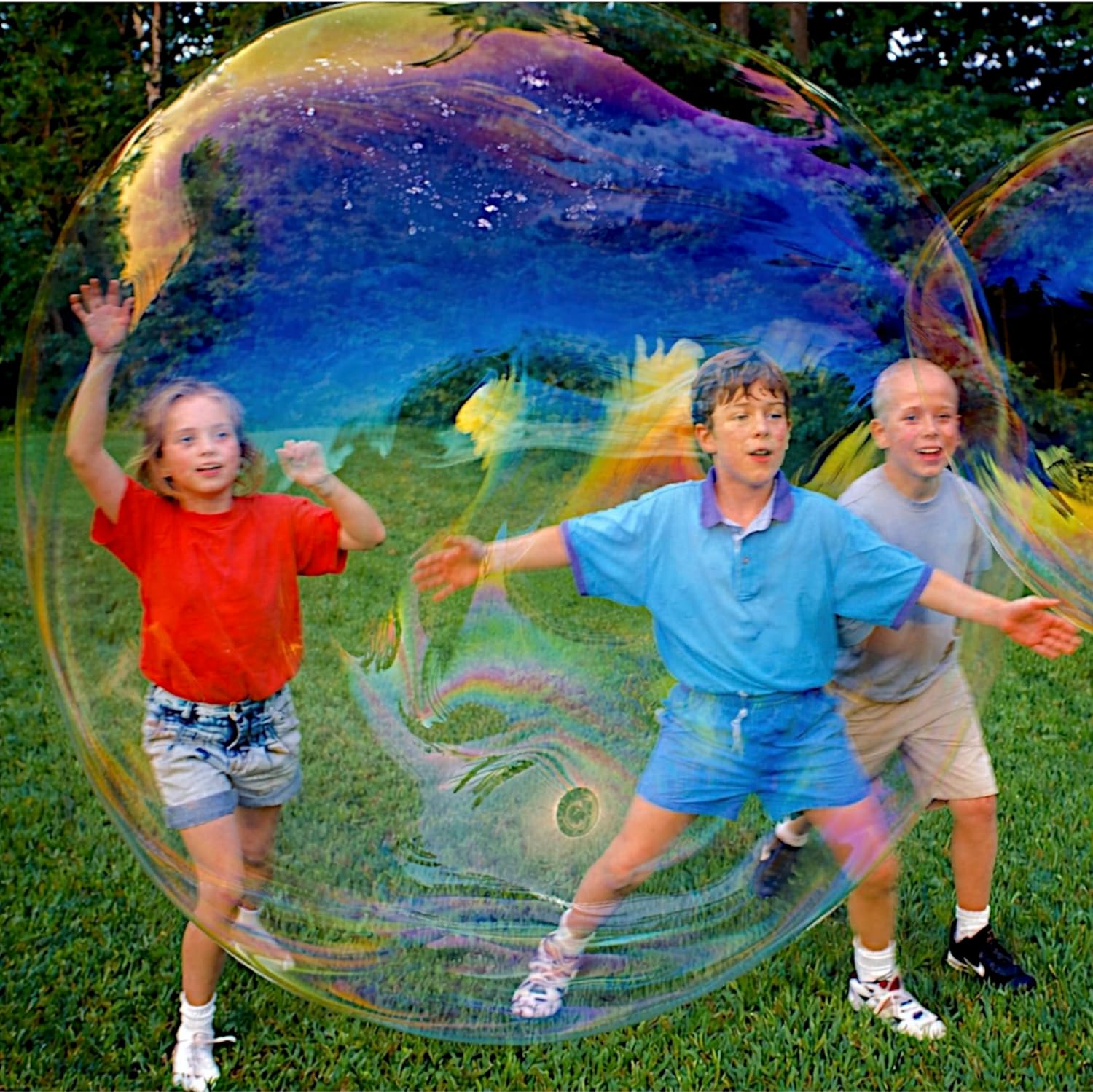 BUBBLETHING 10: Super Giant Bubbles Wand & Mix - Kit Blows Bubbles to 40-Feet-Long - Makes 3.0 Gallons Giant Bubble Solution - Big Easy Safe Outdoor Family Fun - Size Adjusts for Kids
