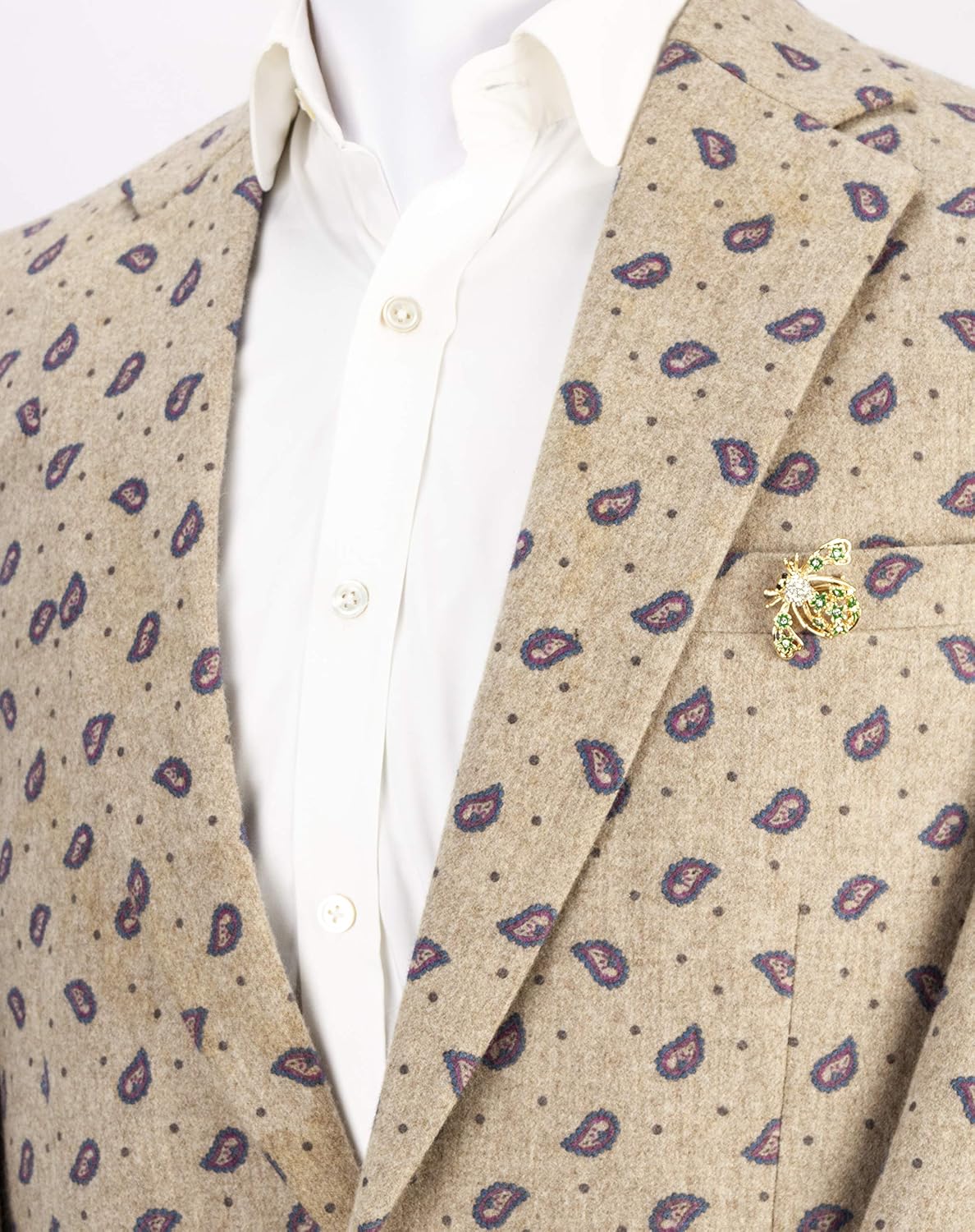 Knighthood Gold Bee With green Stars And White Stones Studded Lapel Pins For Men And Women LP-41