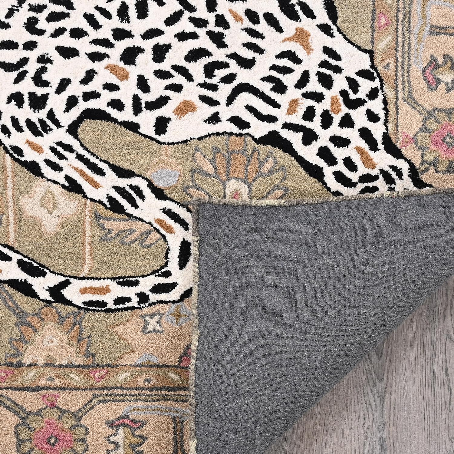 Handmade Leopard Wool Area Rug with Traditional Oushak Motif – Exquisite Animal Print Cheetah Rugs for Living Room, Bedroom | Plush Texture, Vintage Style, Thick & Durable Carpet (Neutral, 5' x 8')