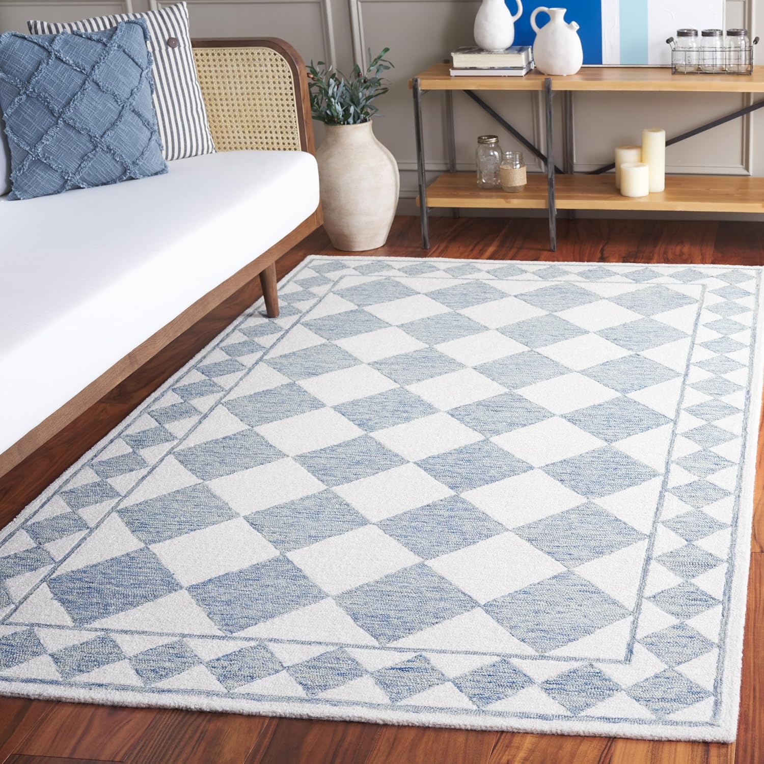 SAFAVIEH Ebony Collection Area Rug - 2'3" x 9' Runner, Light Brown/Ivory, Geometric Design, Ideal for High Traffic Areas in Living Room, Bedroom, Dining (EBN122T)
