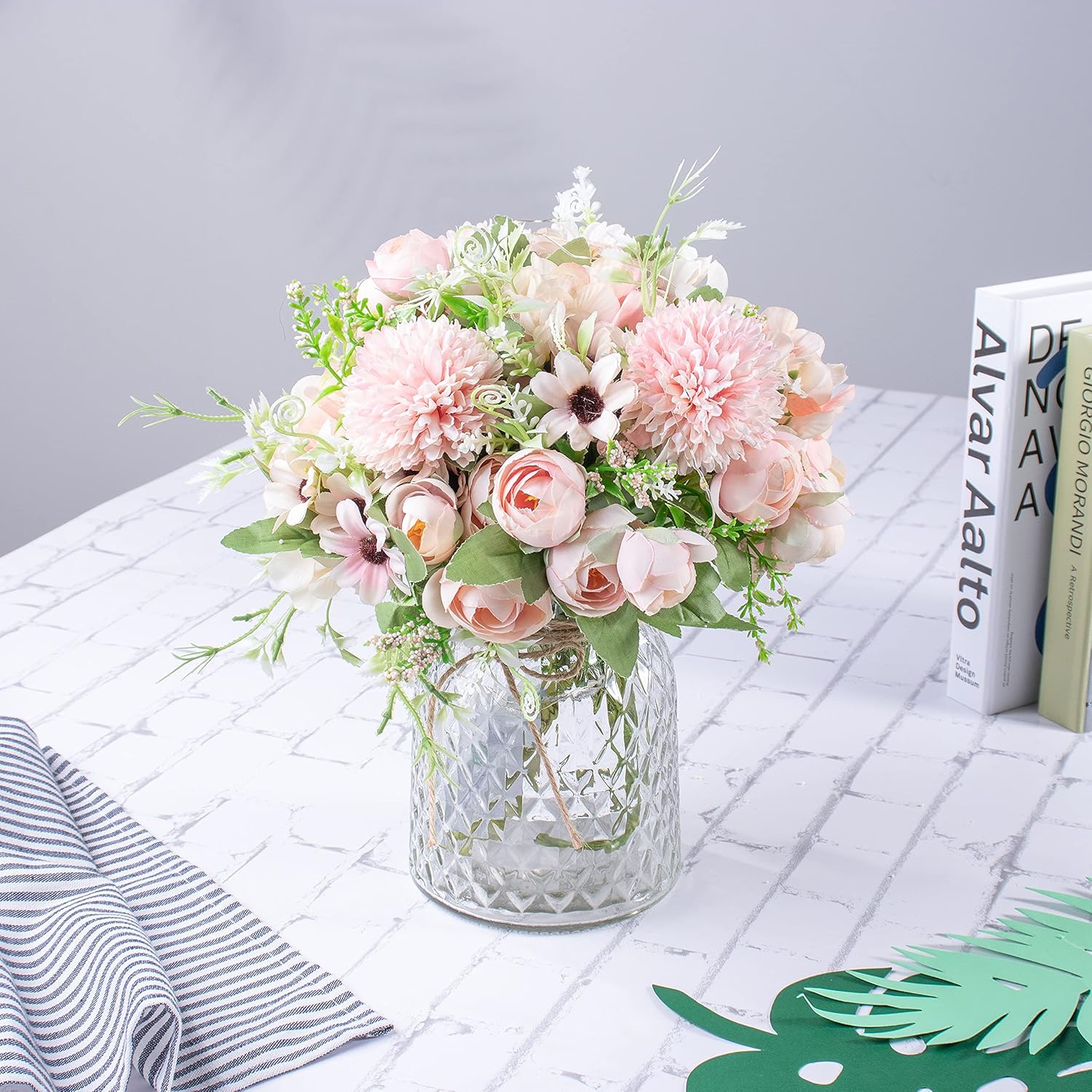 LED Pink Rose Flower Arrangement with Glass Vase - Honduras | Ubuy